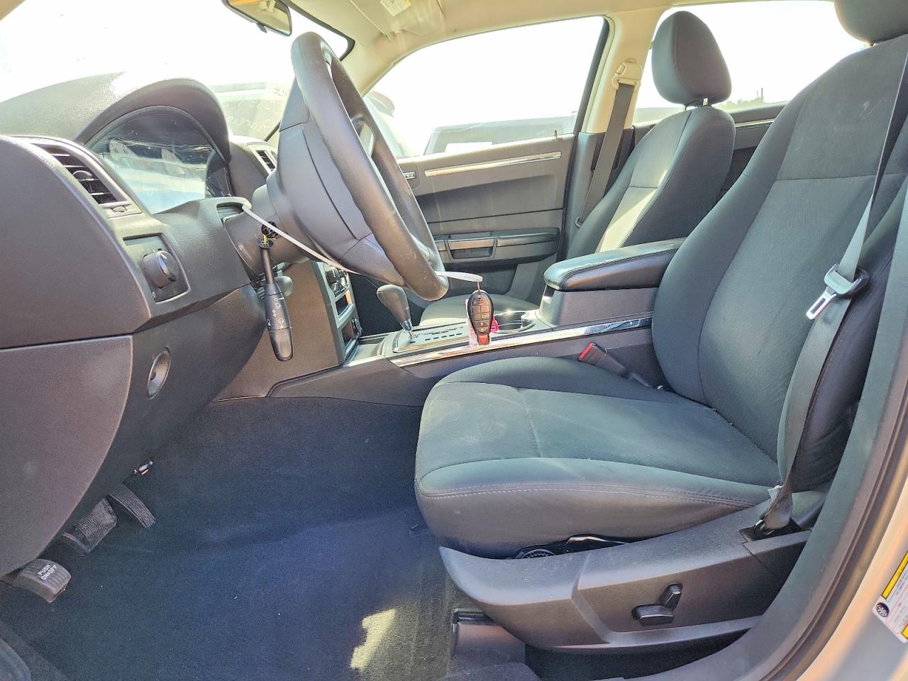 2009 Chrysler 300 Lx Silver vin: 2C3KA43D09H598325
