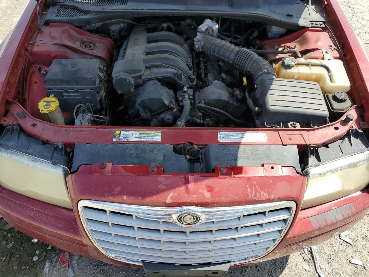 2009 Chrysler 300 Lx Красный vin: 2C3KA43D29H553483