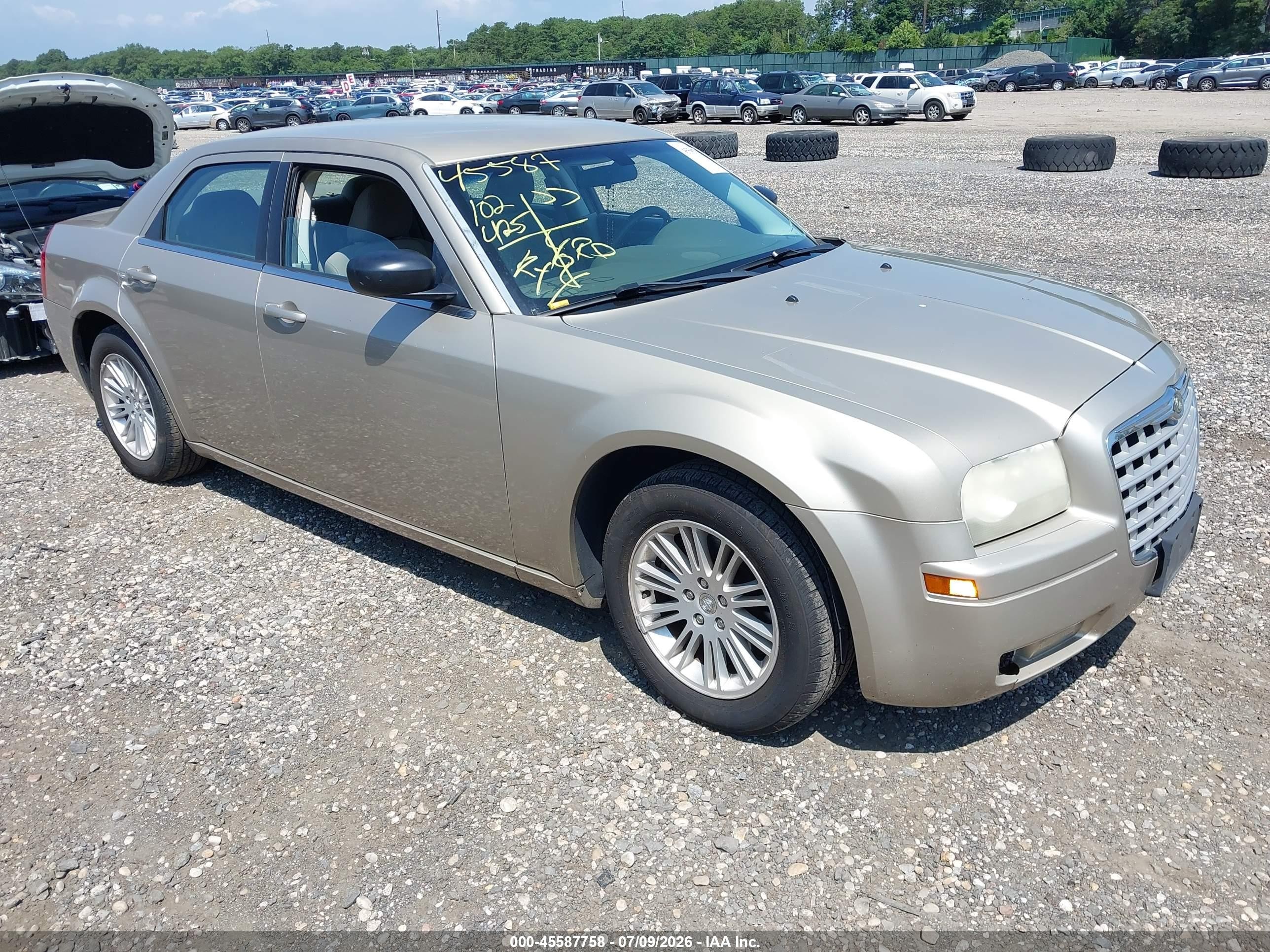 2009 Chrysler 300 Lx Gold vin: 2C3KA43D49H544252