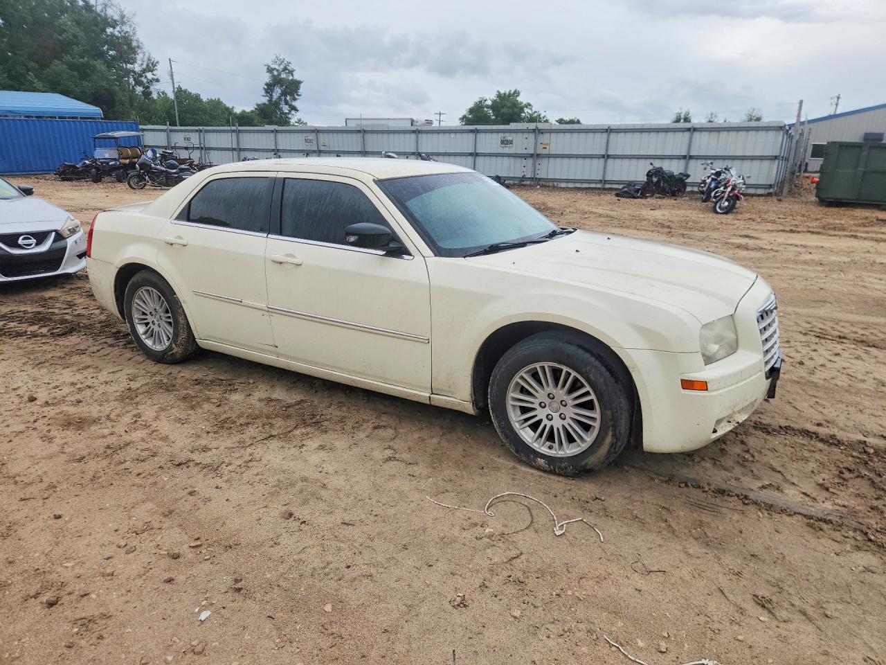 2009 Chrysler 300 Lx Beige vin: 2C3KA43D49H612520