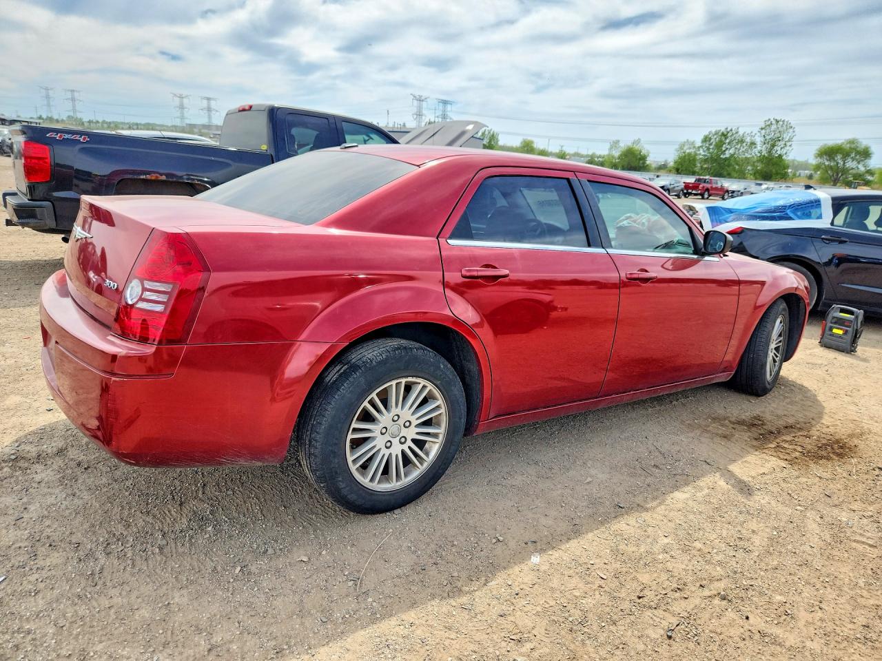 2009 Chrysler 300 Lx Red vin: 2C3KA43D89H506233