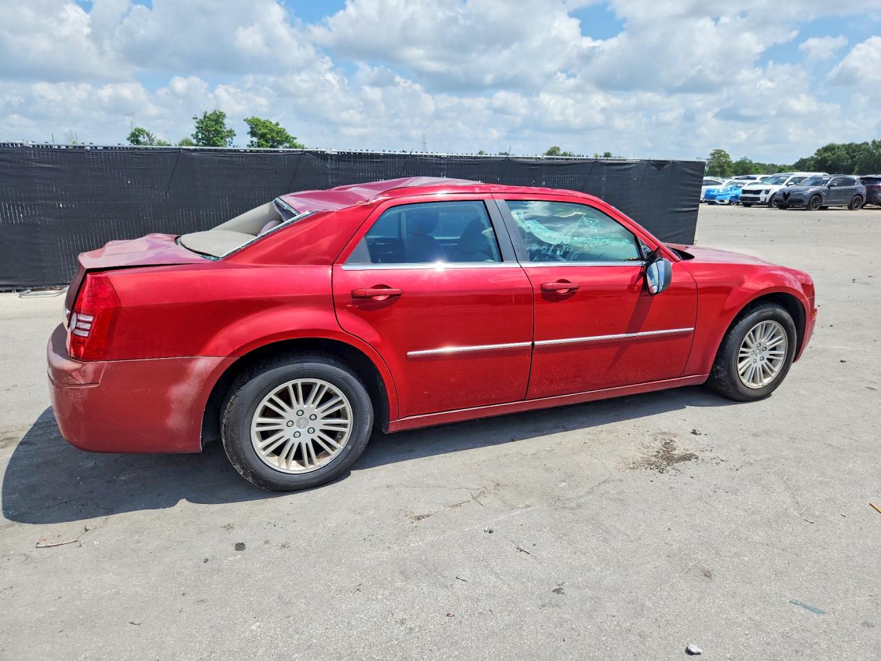 2009 Chrysler 300 Lx Красный vin: 2C3KA43D89H574760