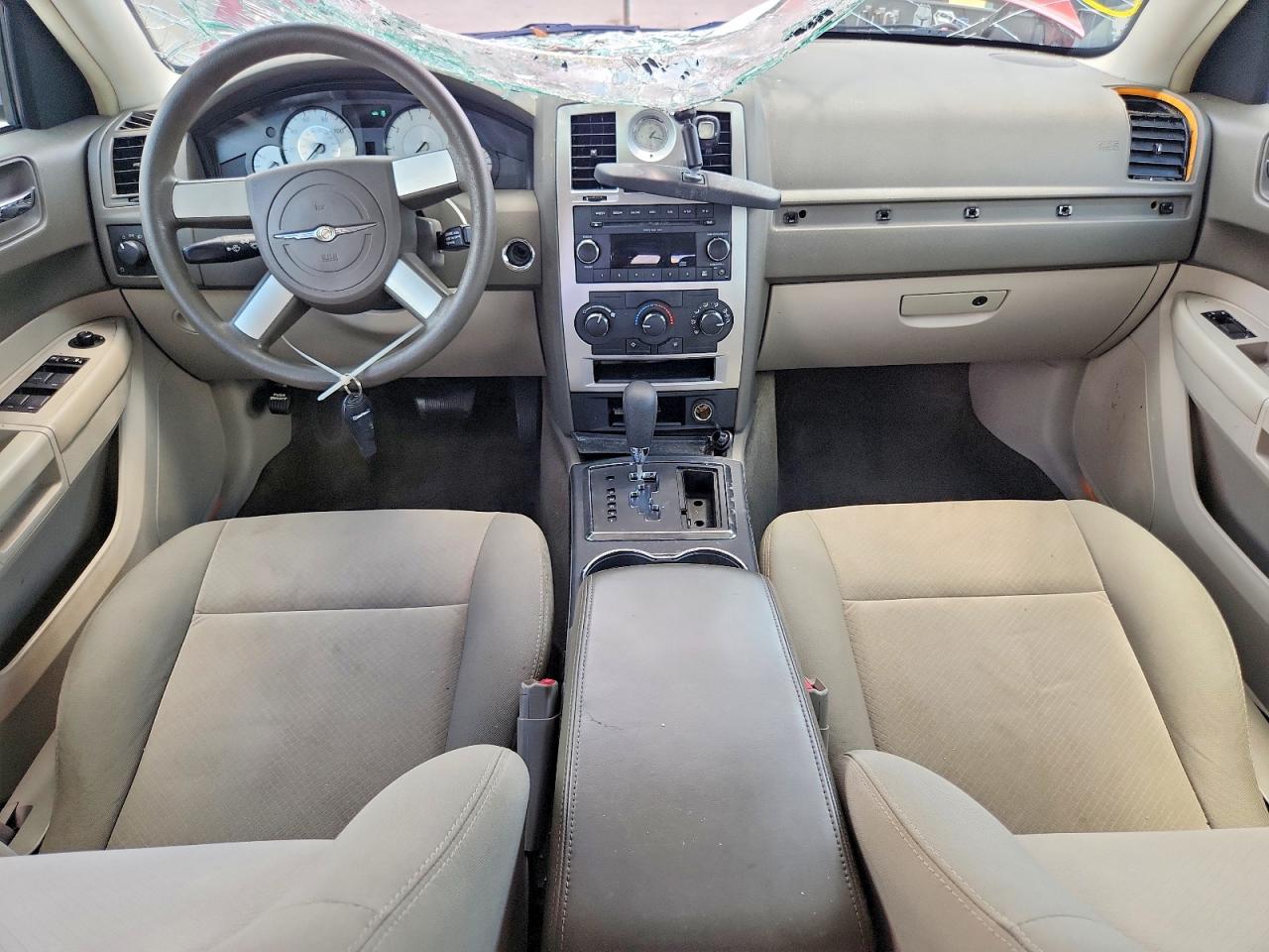 2009 Chrysler 300 Lx Красный vin: 2C3KA43D89H574760