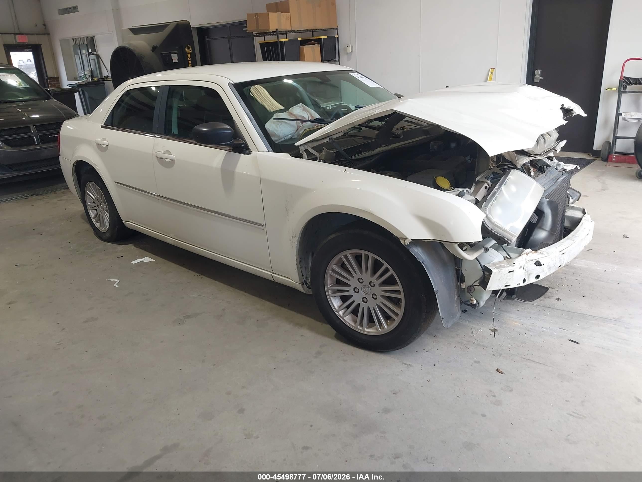 2009 Chrysler 300 Lx White vin: 2C3KA43D99H614585