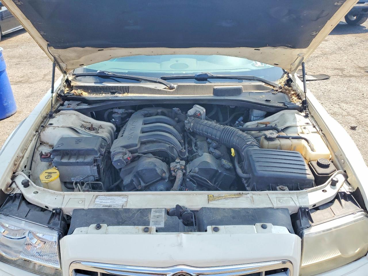 2007 Chrysler 300 Cream vin: 2C3KA43R07H868582