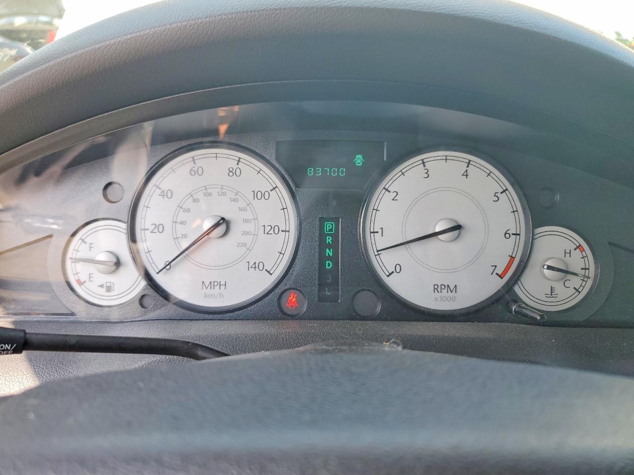 2007 Chrysler 300 Cream vin: 2C3KA43R07H868582