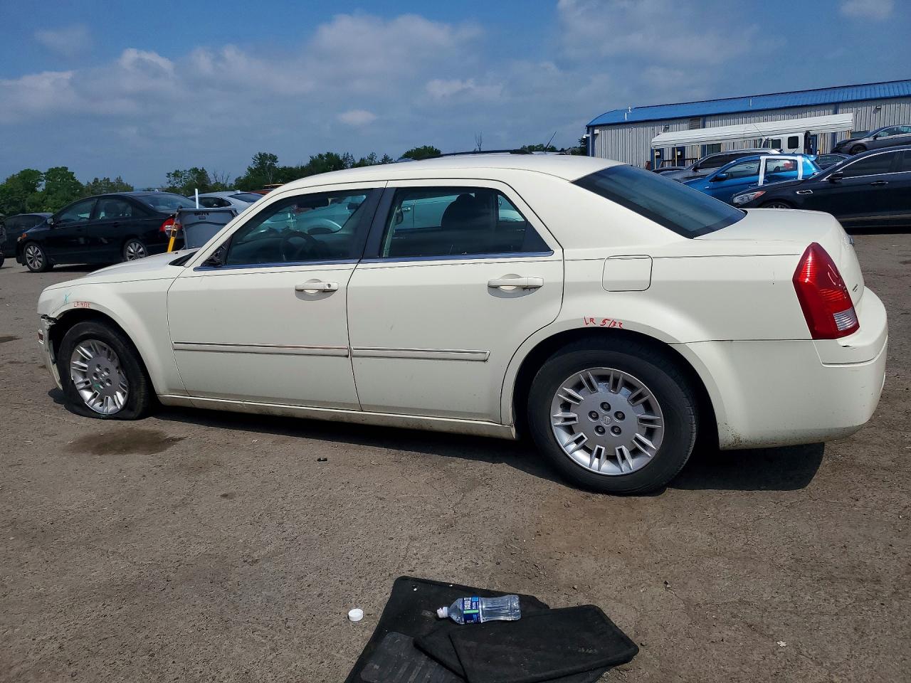 2007 Chrysler 300 Cream vin: 2C3KA43R07H868582