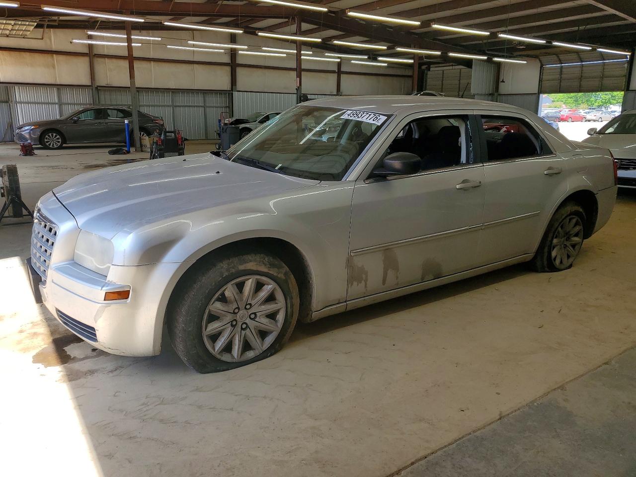 2008 Chrysler 300 Lx Silver vin: 2C3KA43R08H177120