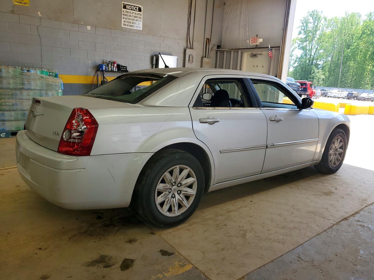 2008 Chrysler 300 Lx Silver vin: 2C3KA43R08H177120