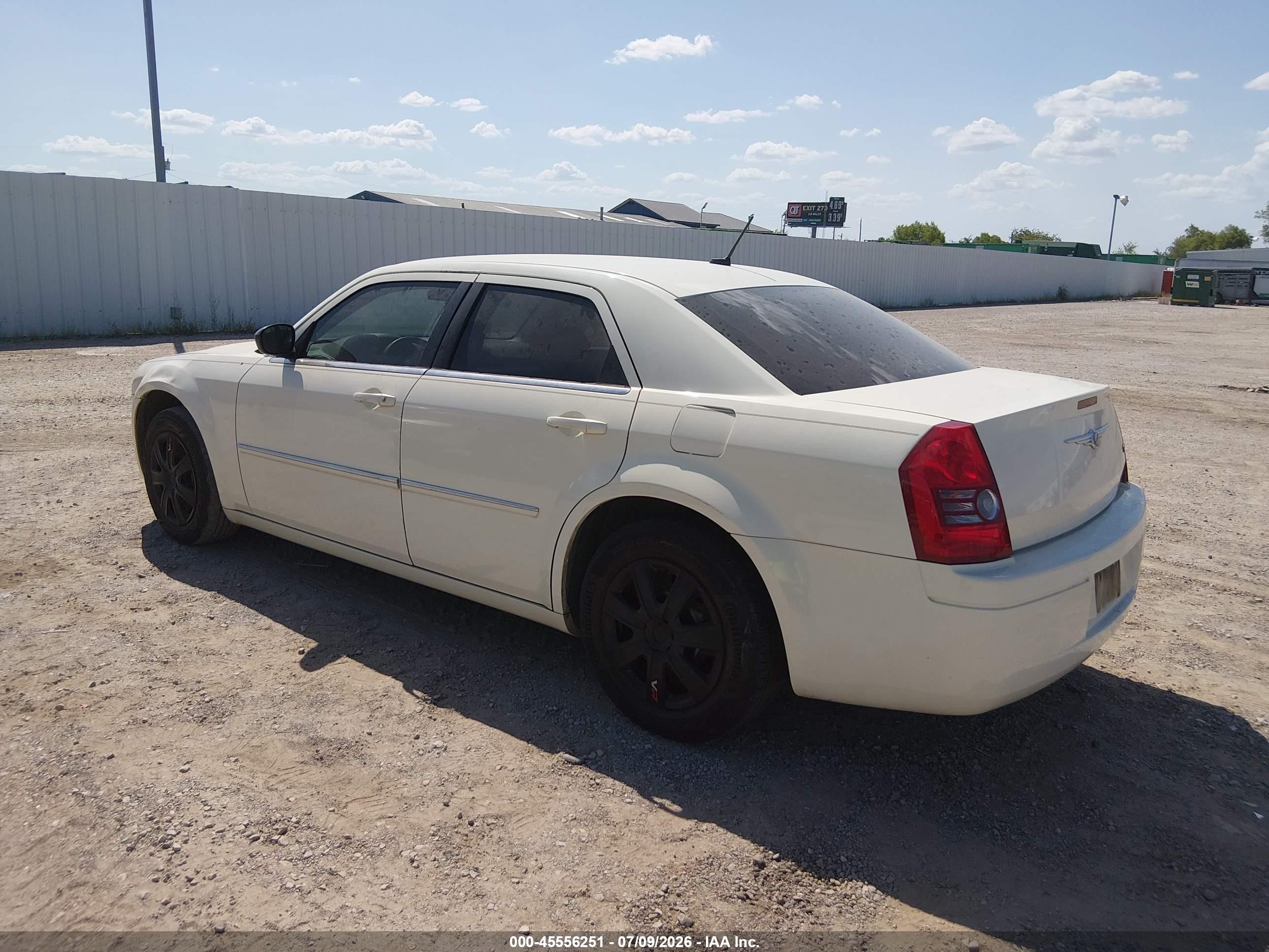 2008 Chrysler 300 Lx White vin: 2C3KA43R08H230267