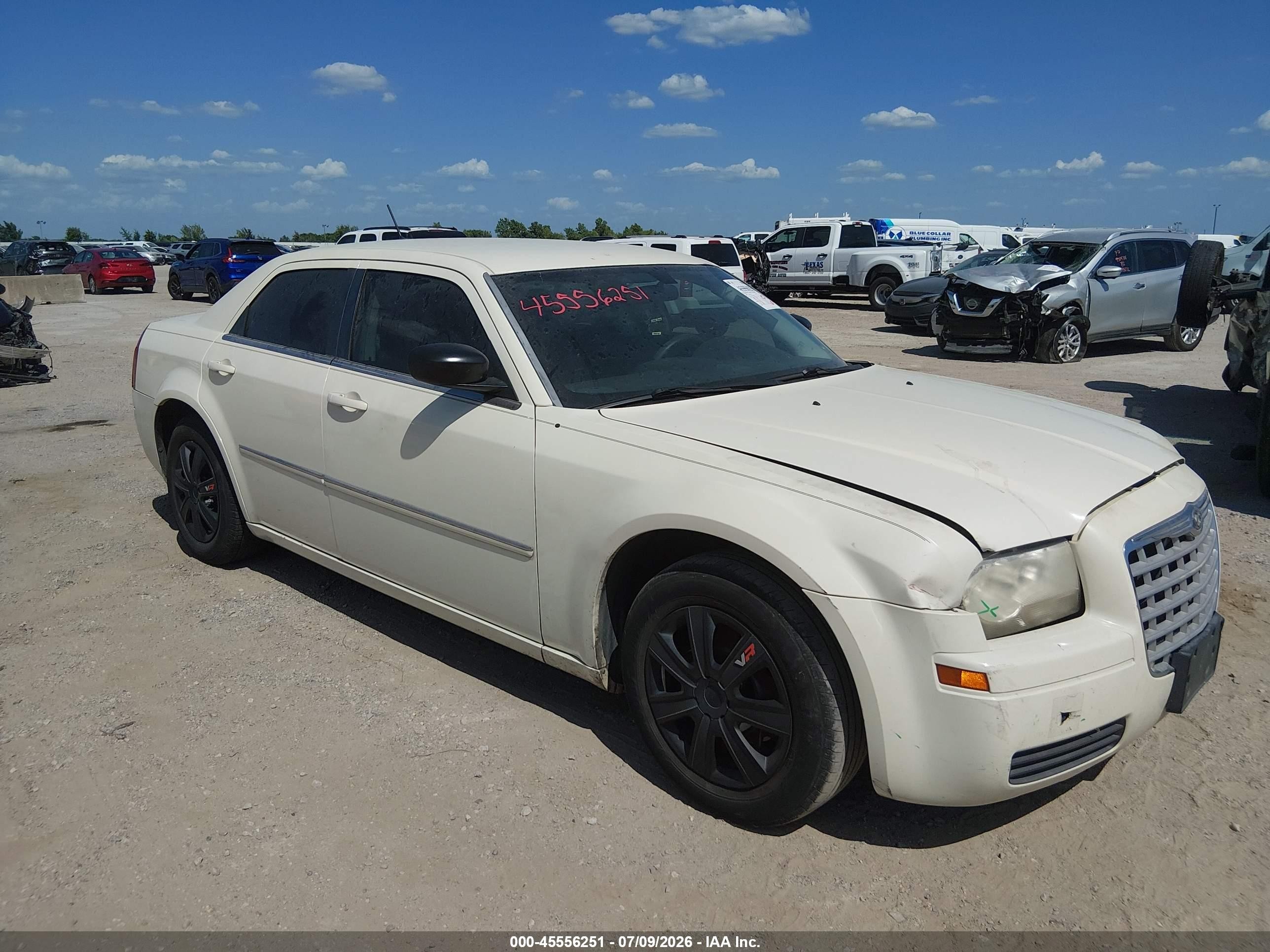 2008 Chrysler 300 Lx White vin: 2C3KA43R08H230267