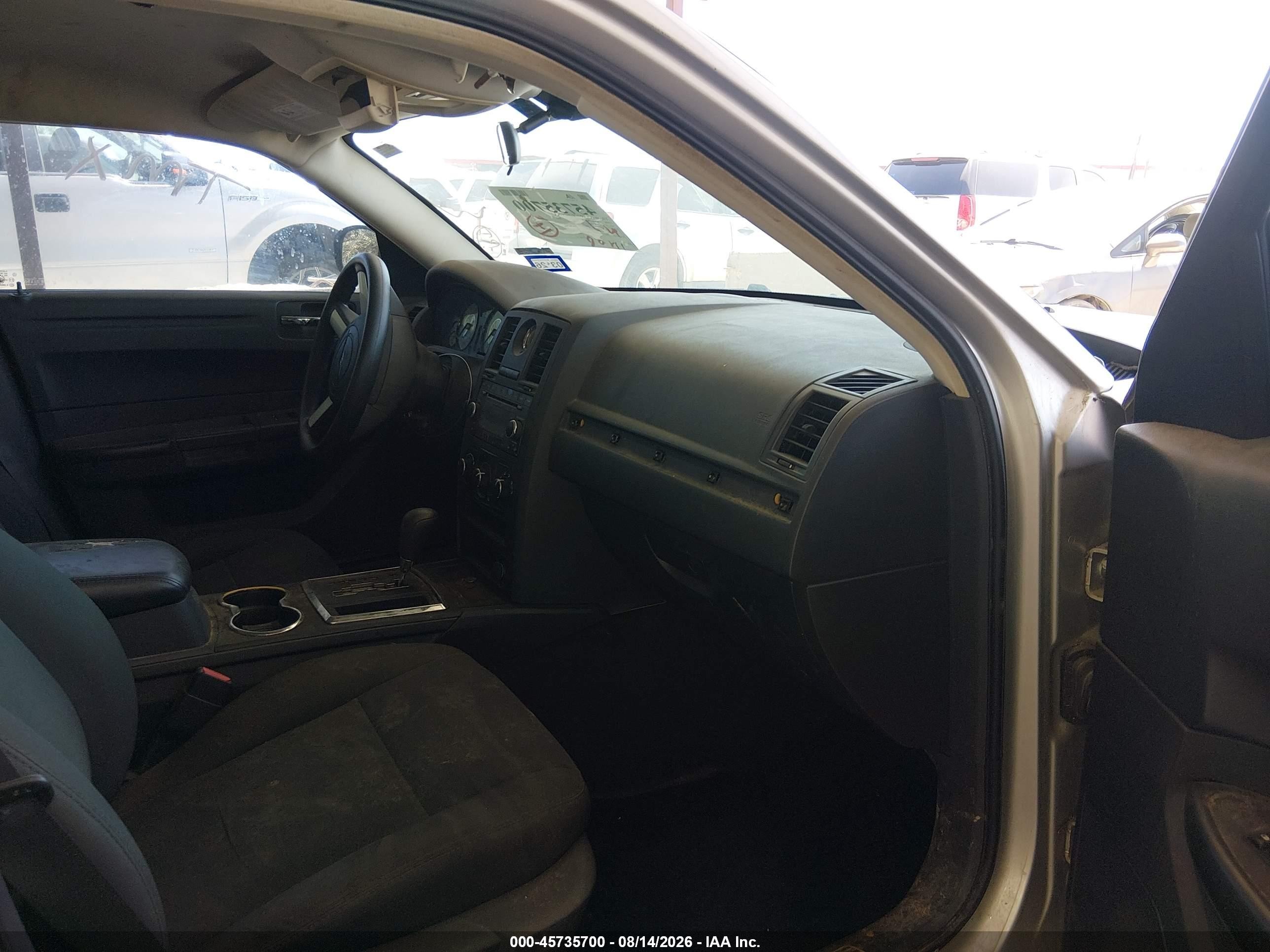 2008 Chrysler 300 Lx Silver vin: 2C3KA43R08H240622