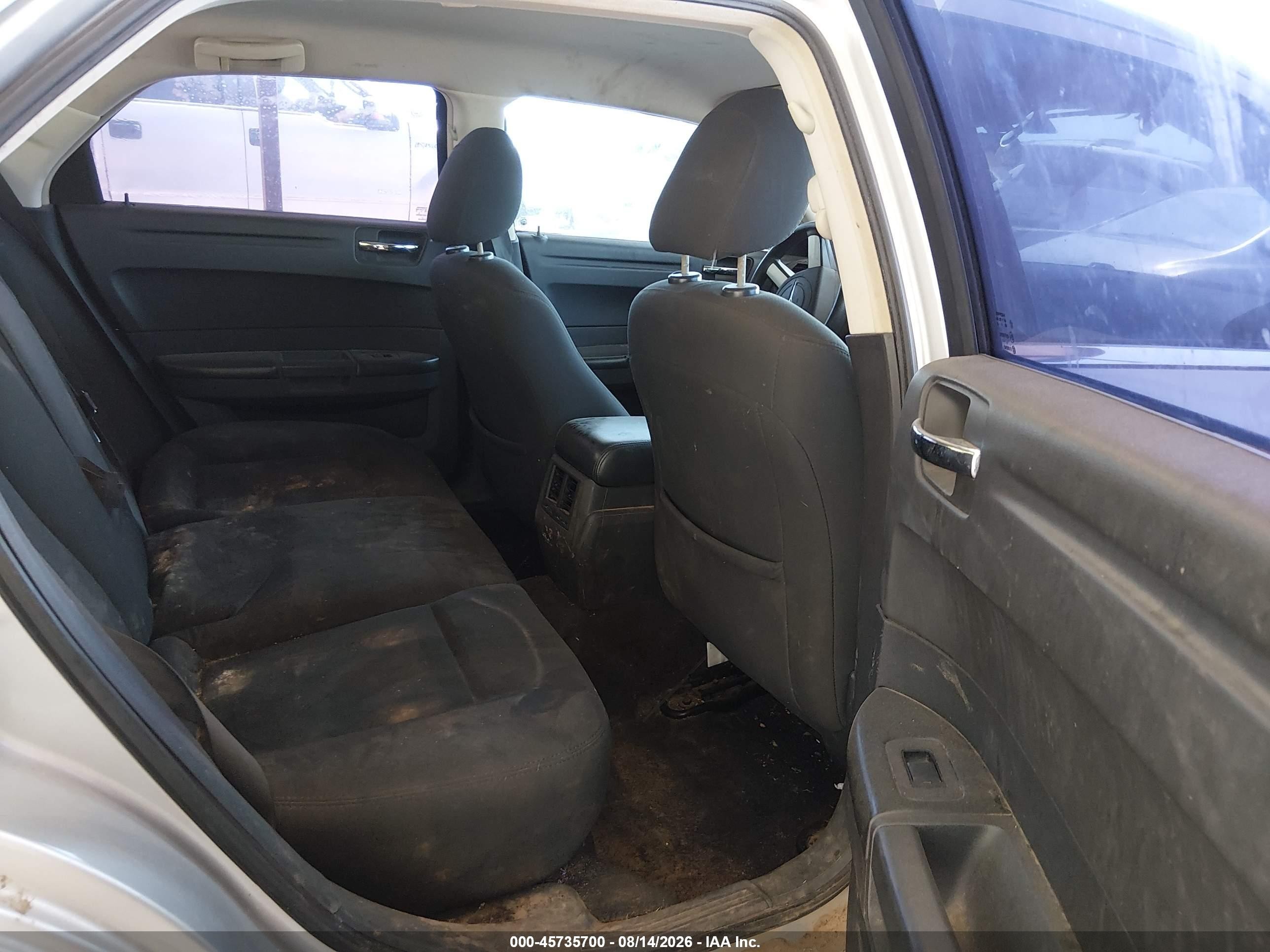 2008 Chrysler 300 Lx Silver vin: 2C3KA43R08H240622