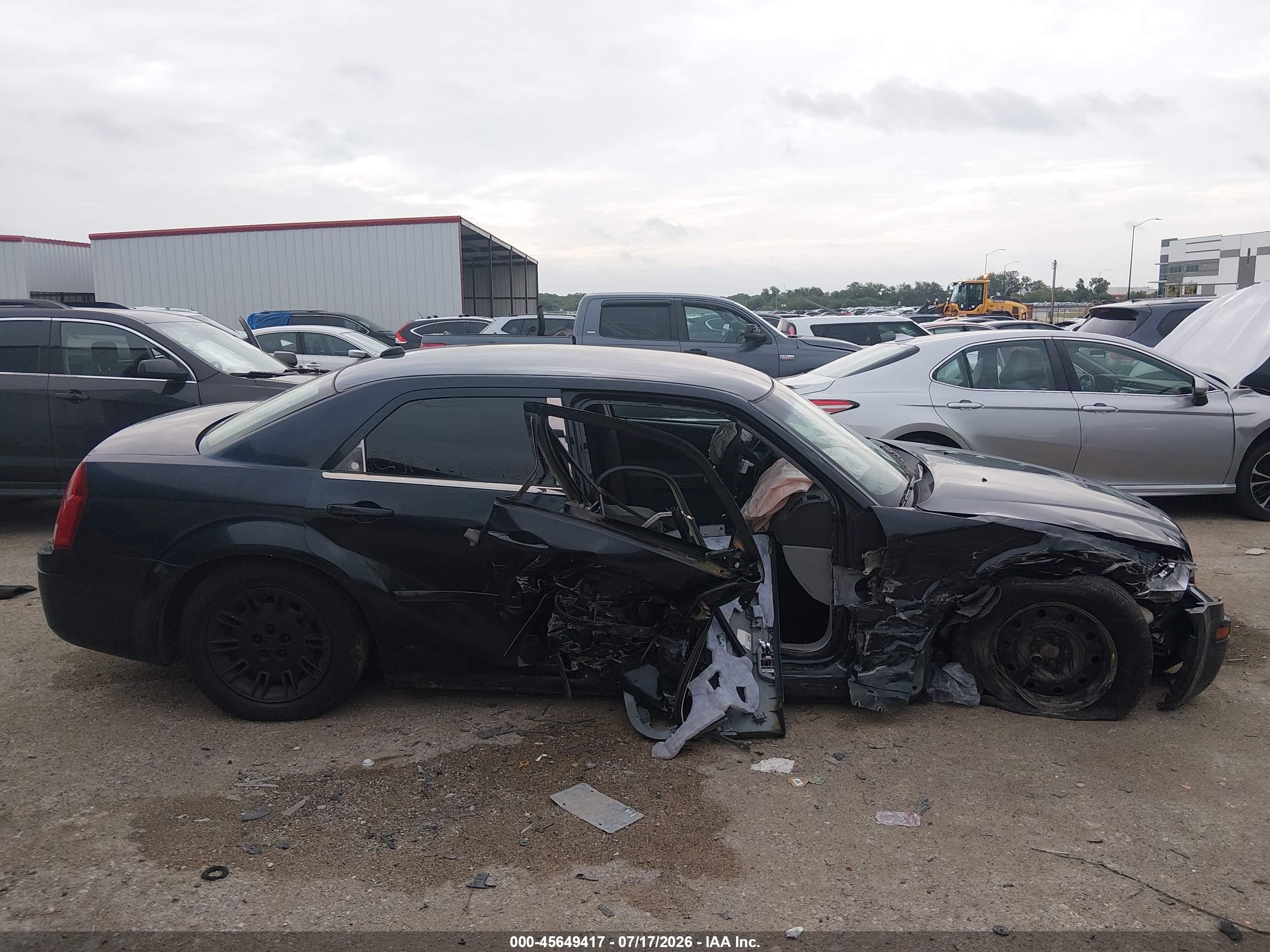 2006 Chrysler 300   Black vin: 2C3KA43R26H170683