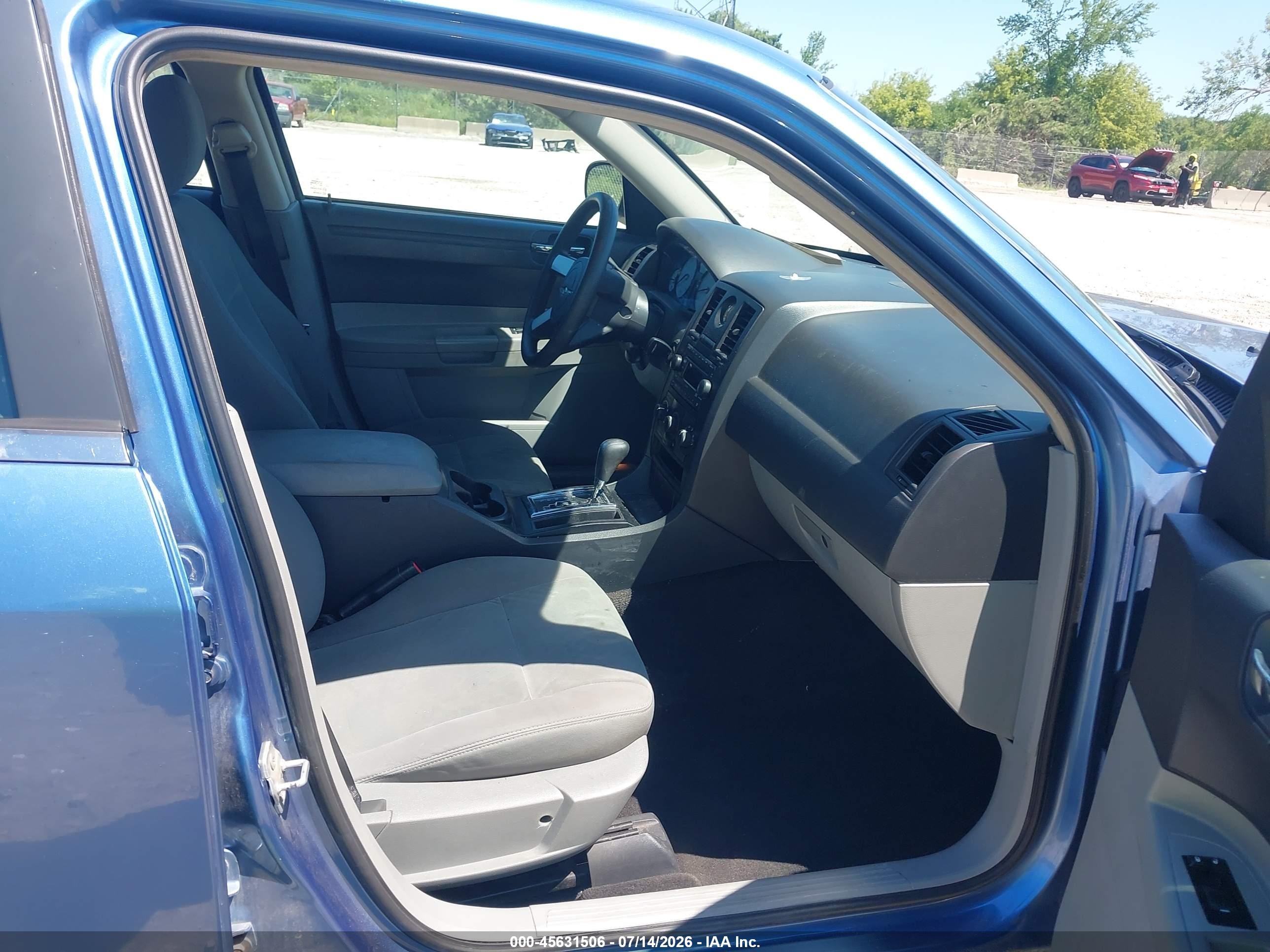 2007 Chrysler 300   Blue vin: 2C3KA43R27H829735