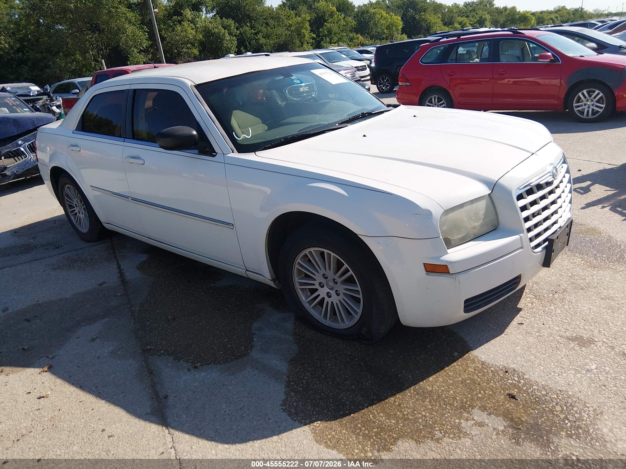 2008 Chrysler 300 Lx White vin: 2C3KA43R38H191299