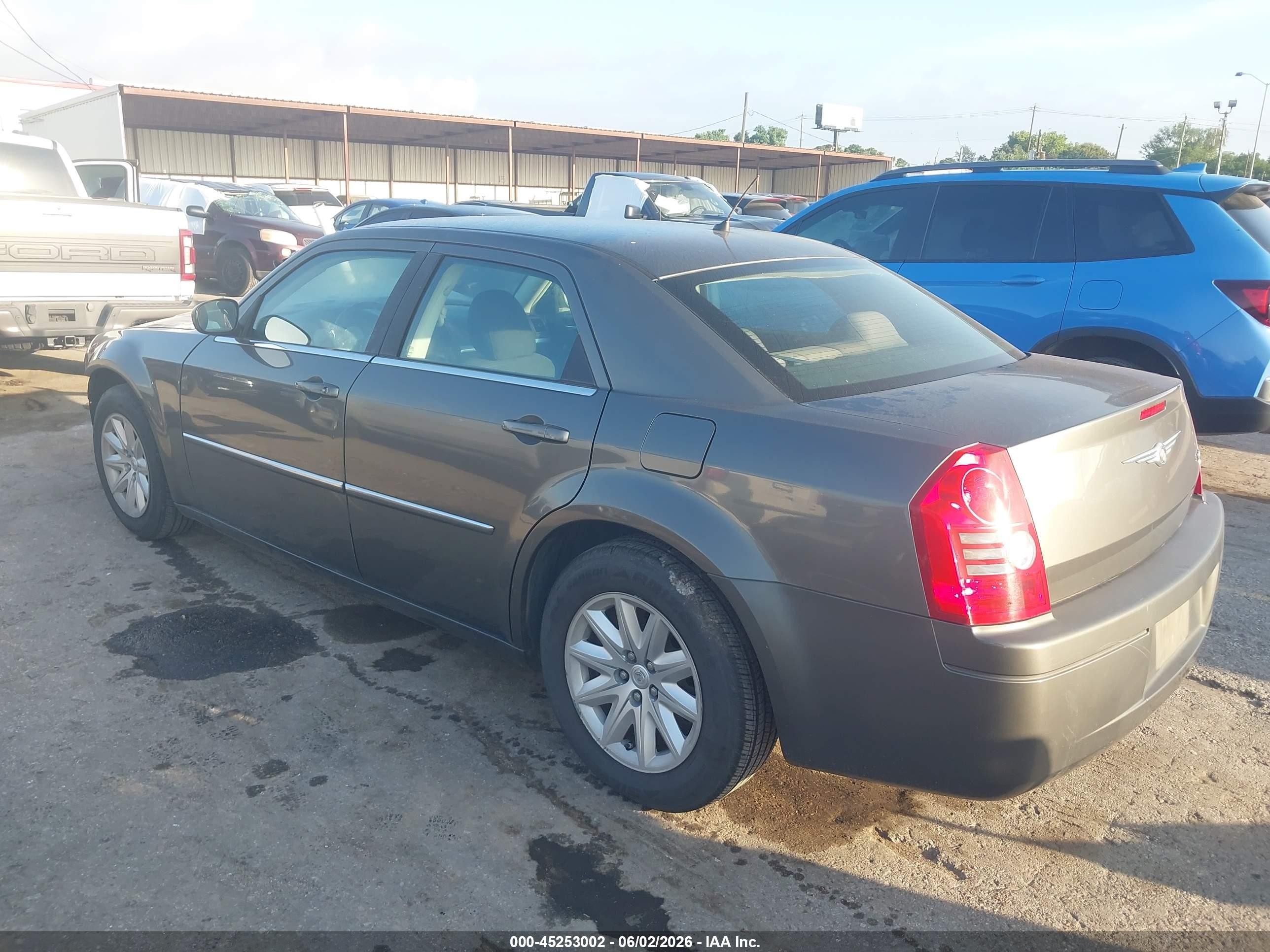 2008 Chrysler 300 Lx Gray vin: 2C3KA43R48H252031