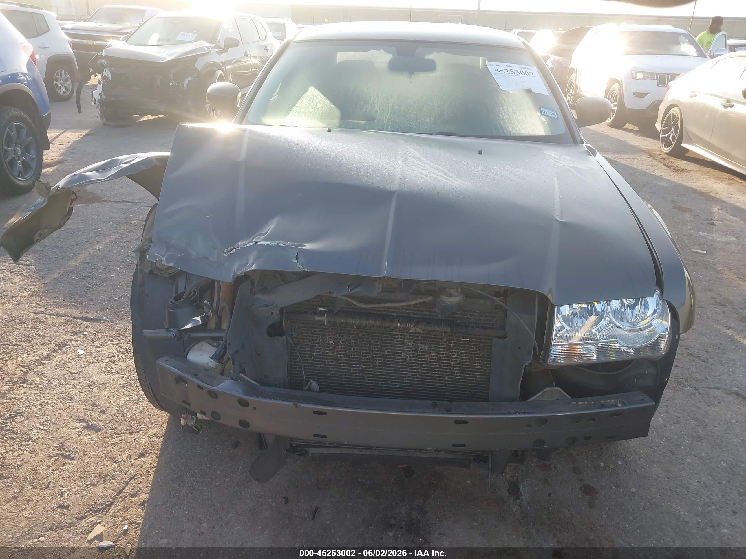 2008 Chrysler 300 Lx Gray vin: 2C3KA43R48H252031