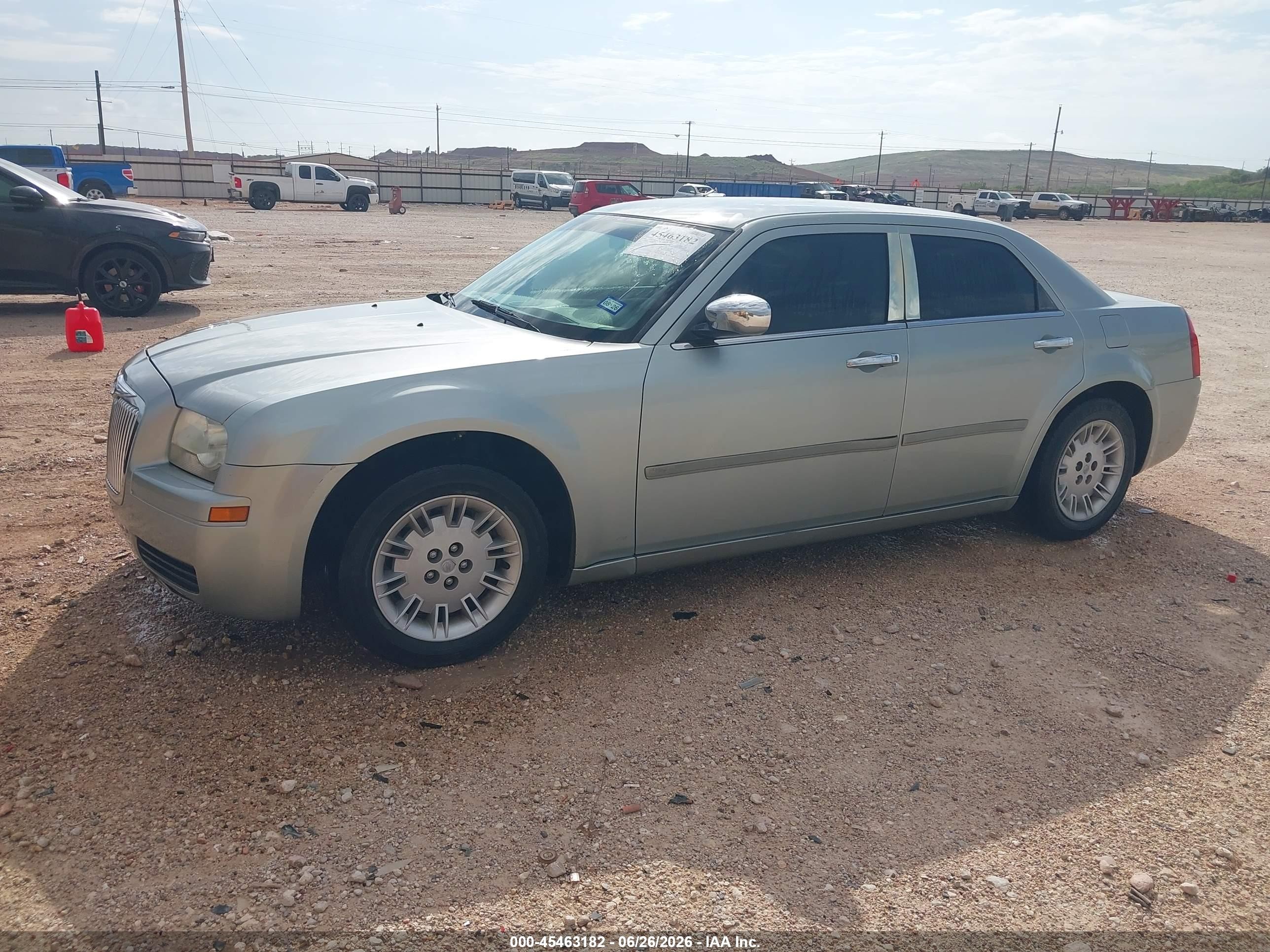 2006 Chrysler 300   Silver vin: 2C3KA43R56H367072