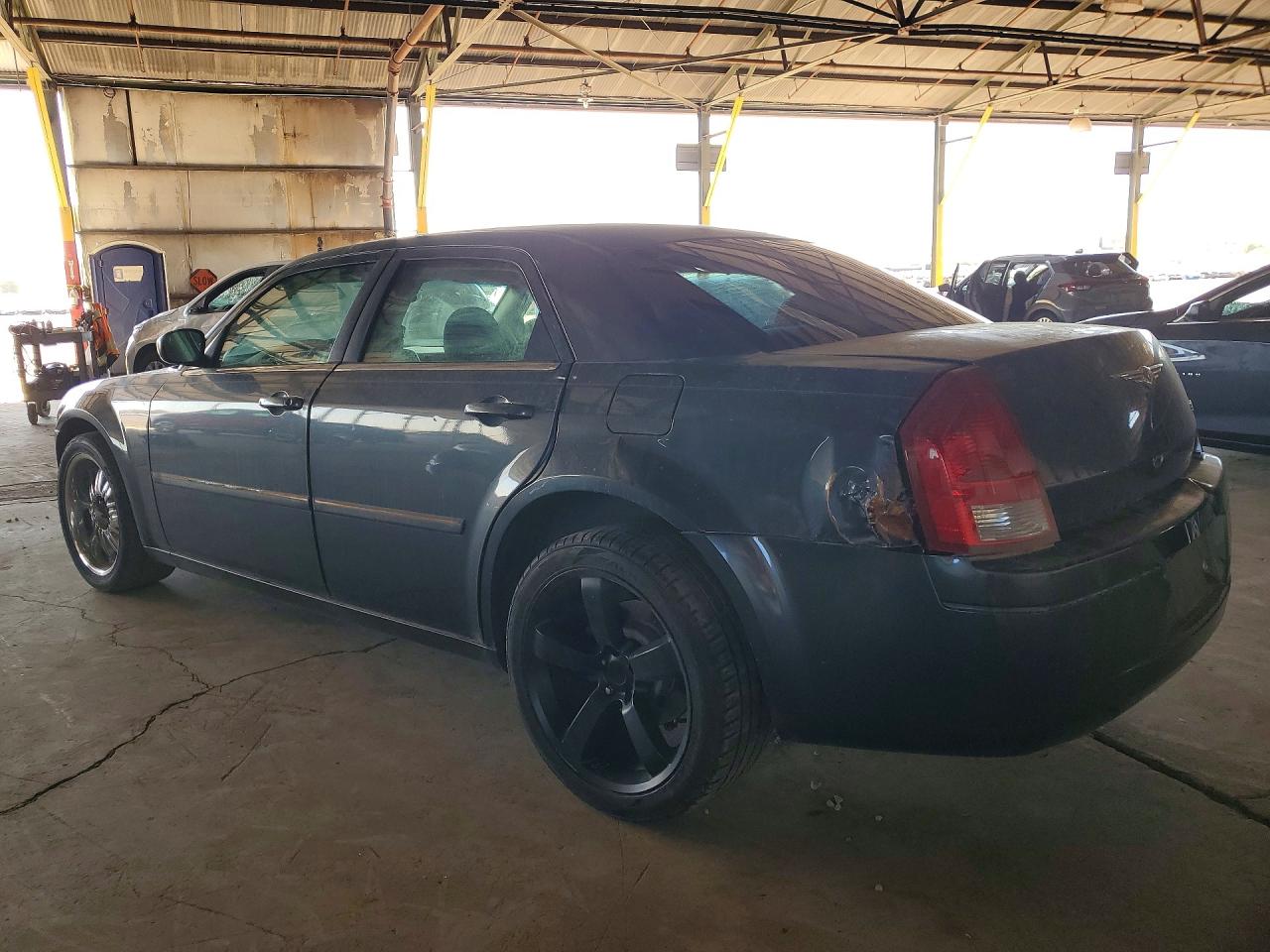 2007 Chrysler 300 Charcoal vin: 2C3KA43R57H888312