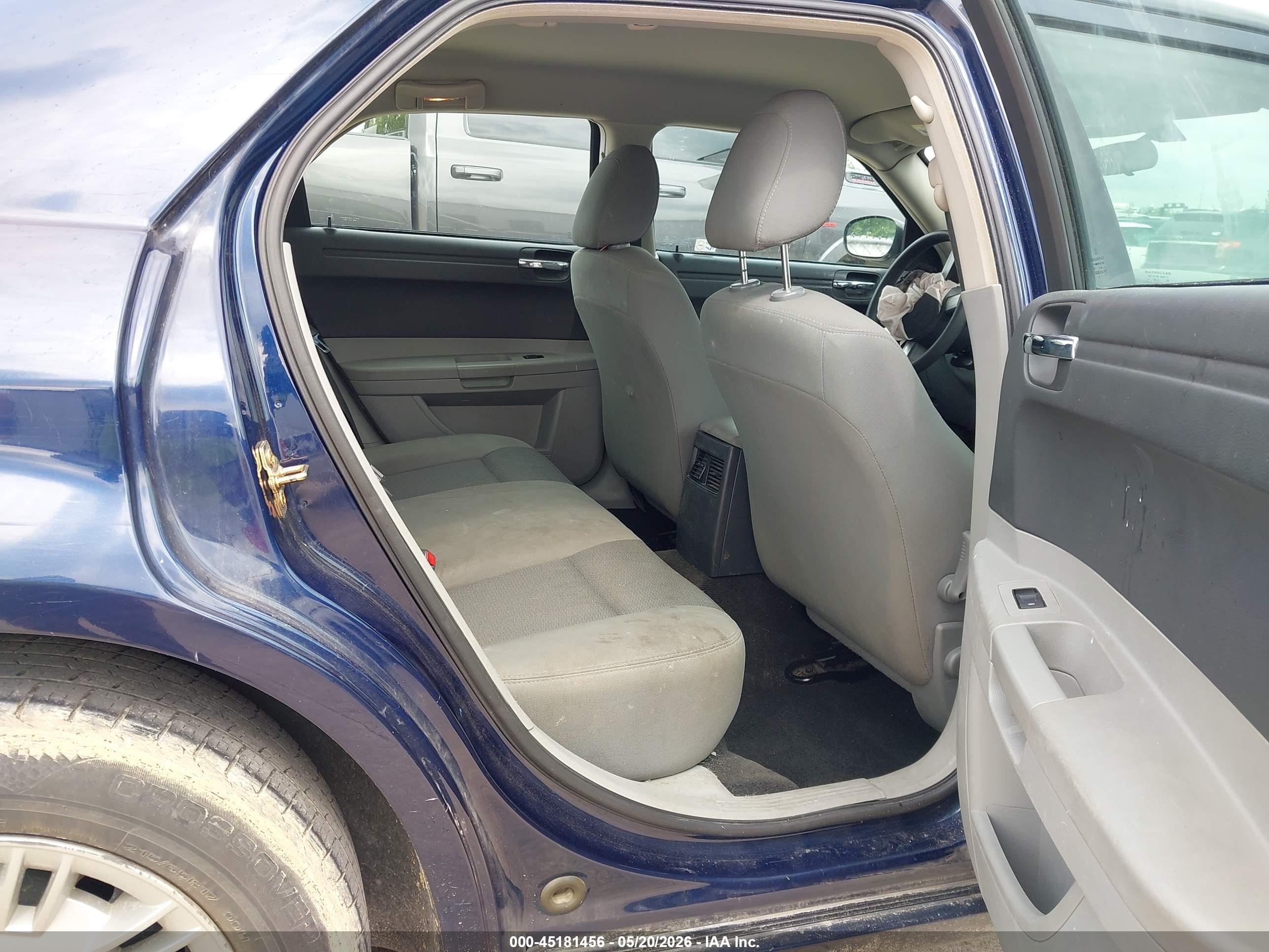 2006 Chrysler 300   Blue vin: 2C3KA43R76H304023