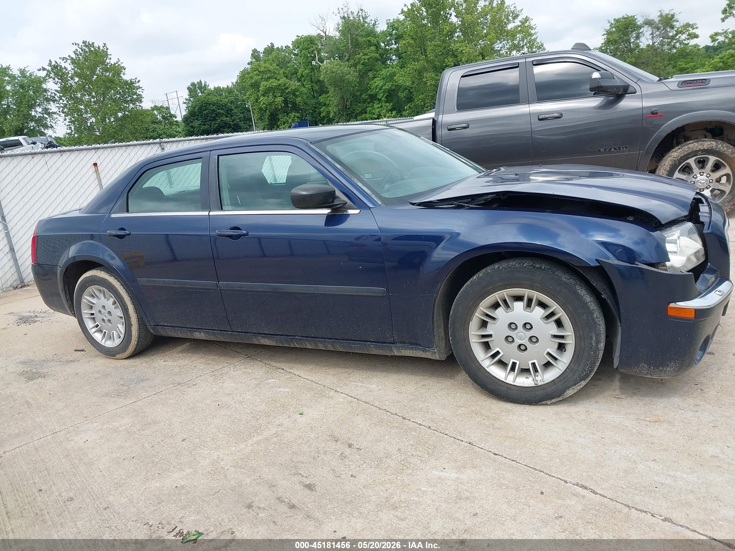 2006 Chrysler 300   Blue vin: 2C3KA43R76H304023
