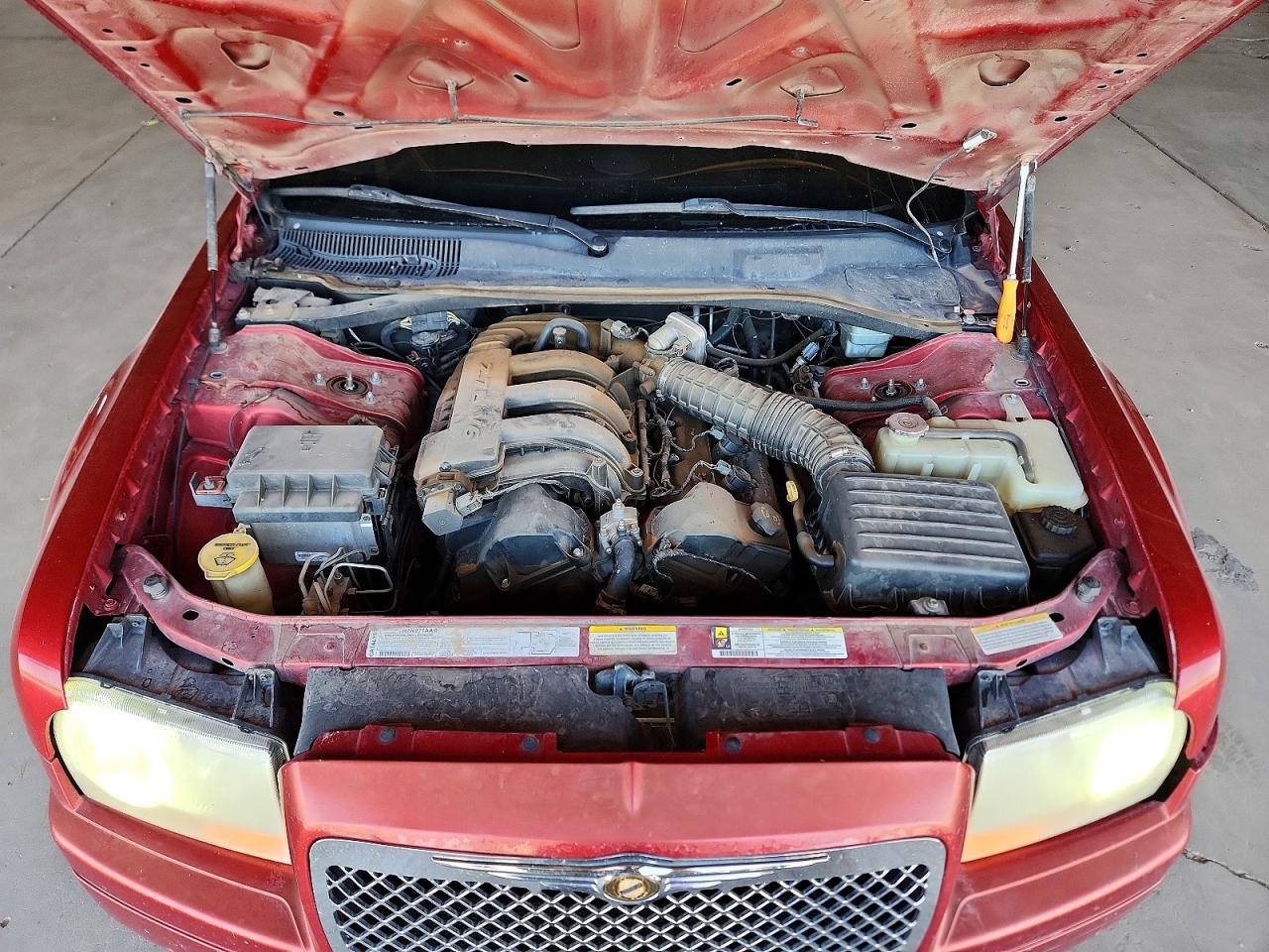 2007 Chrysler 300 Burgundy vin: 2C3KA43R77H860916