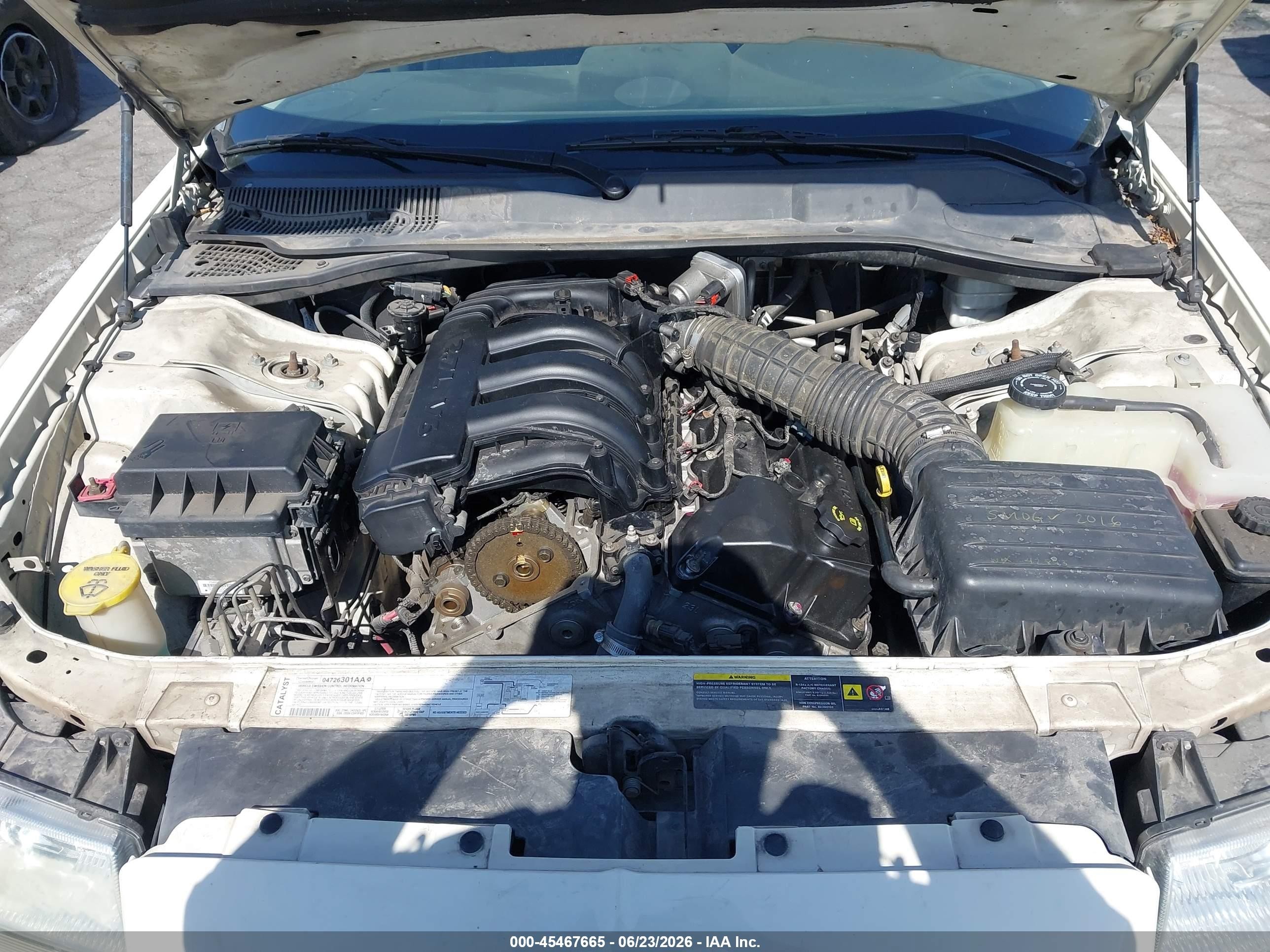 2006 Chrysler 300   Cream vin: 2C3KA43R86H313796
