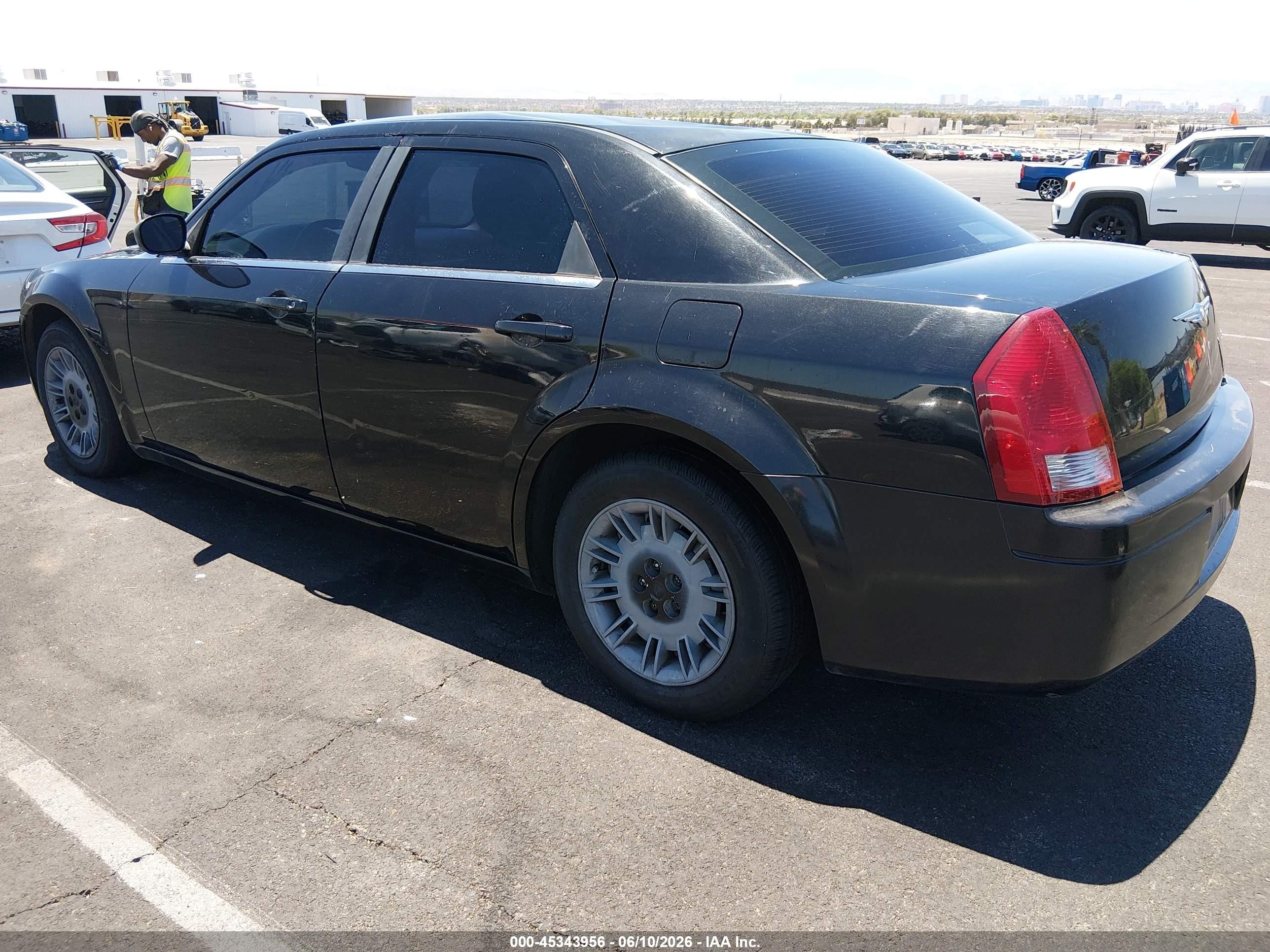 2007 Chrysler 300   Black vin: 2C3KA43R97H636515