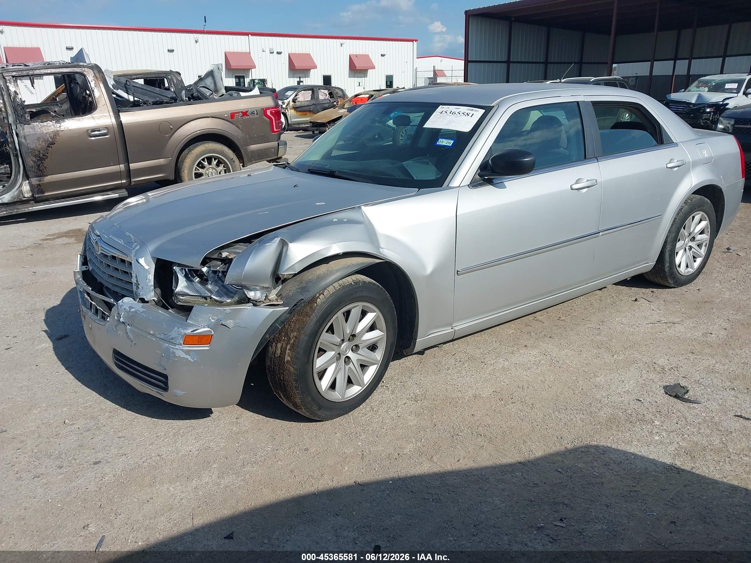 2008 Chrysler 300 Lx Silver vin: 2C3KA43R98H109057