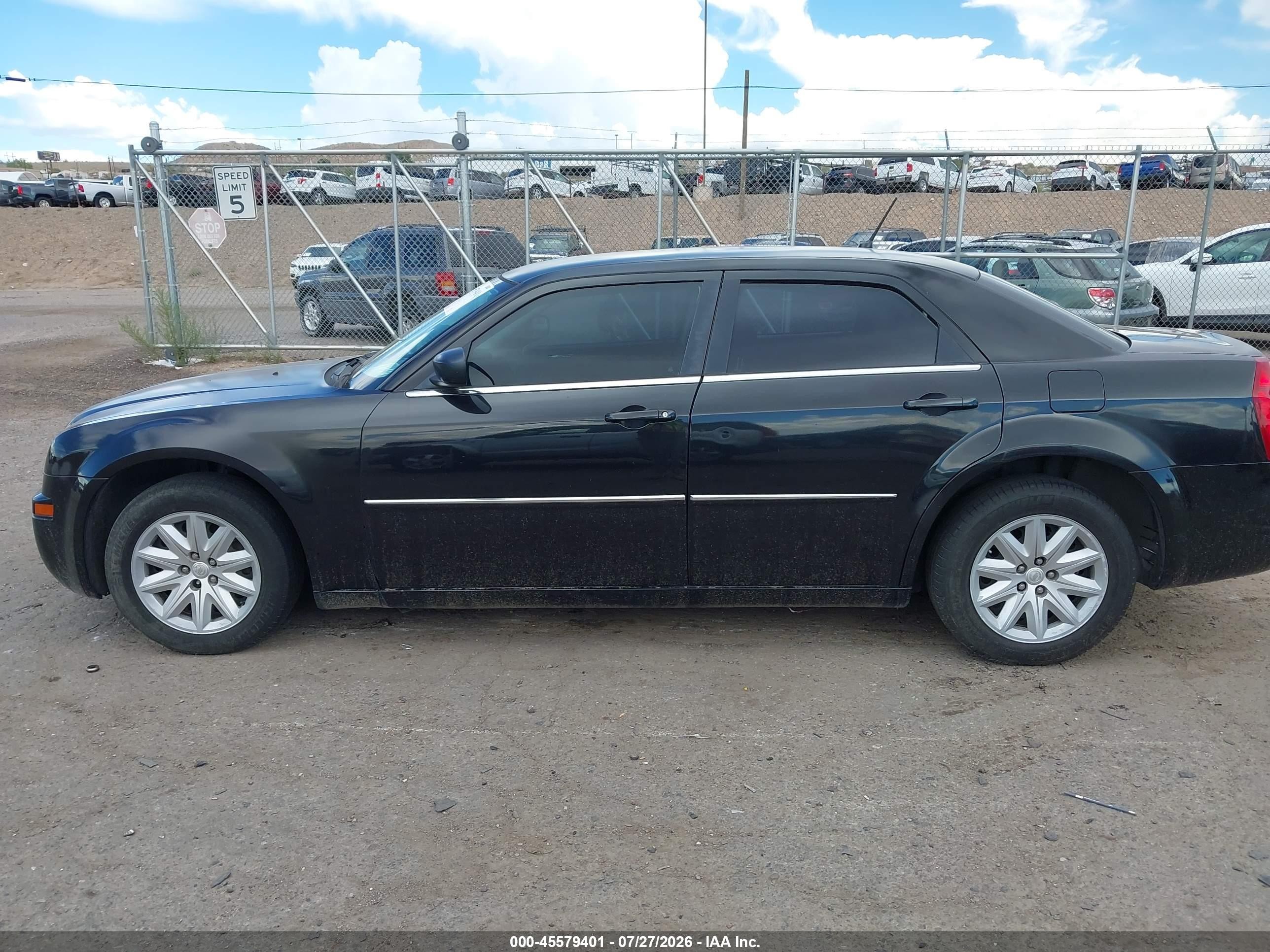 2008 Chrysler 300 Lx Black vin: 2C3KA43R98H152555