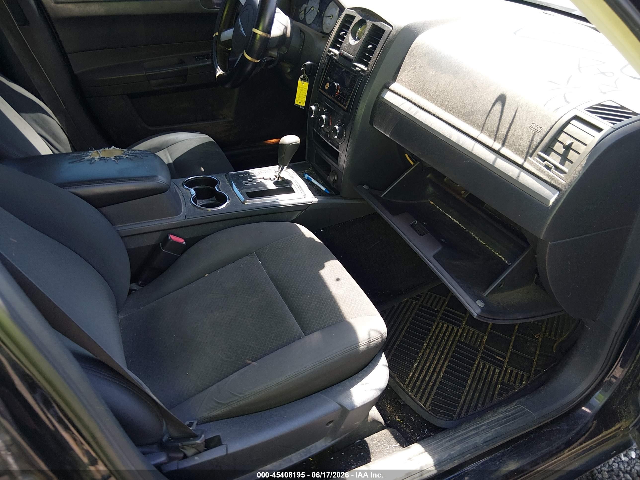 2008 Chrysler 300 Lx Black vin: 2C3KA43R98H192408