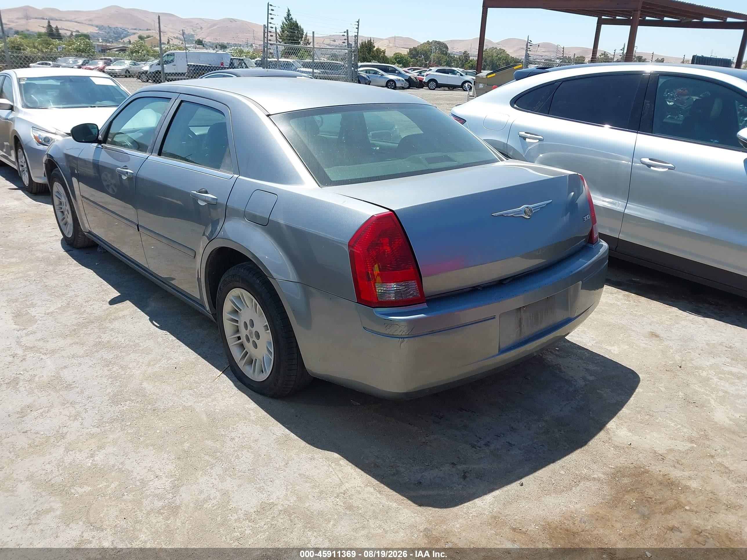 2006 Chrysler 300   Gray vin: 2C3KA43RX6H212193