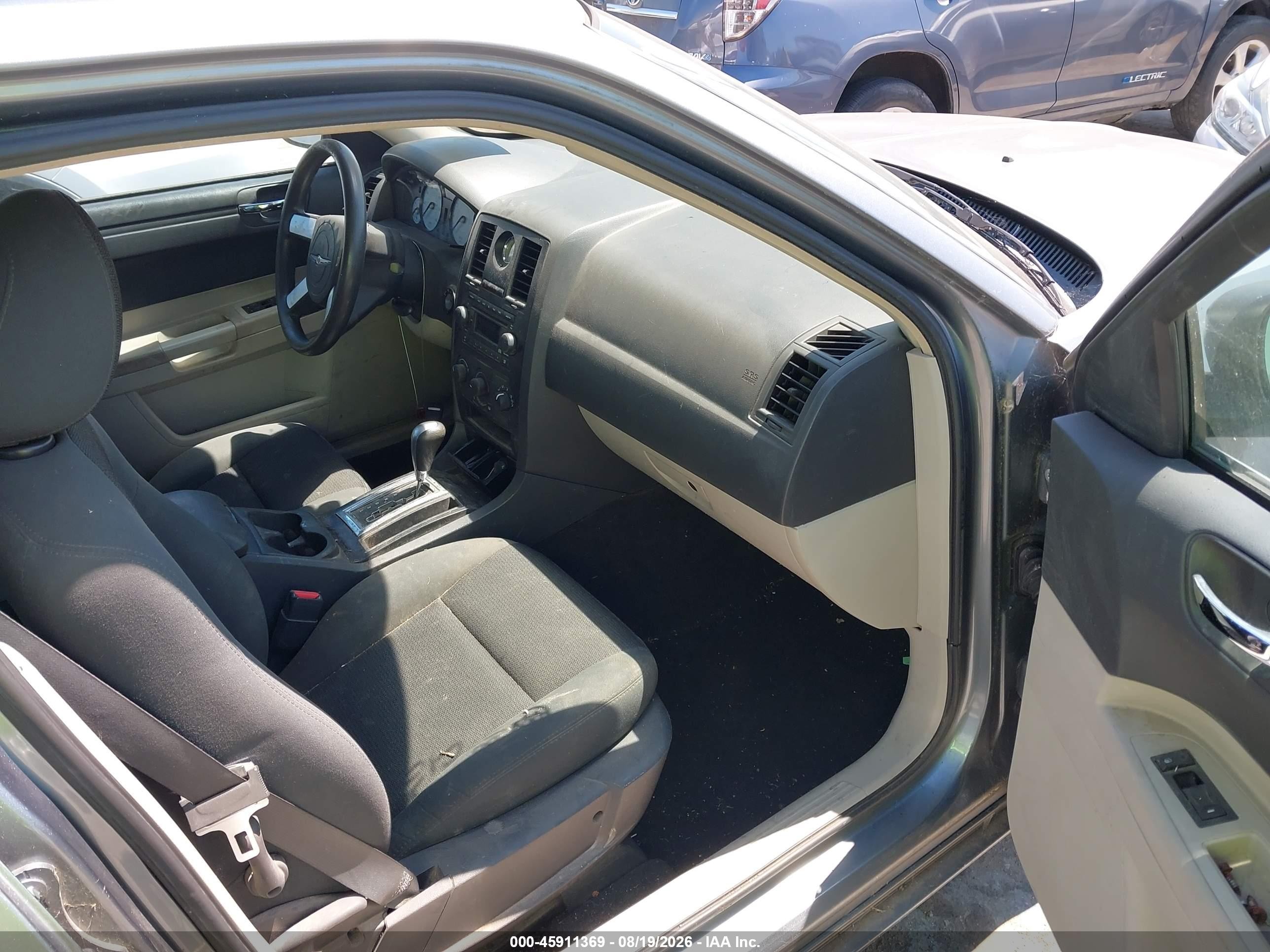 2006 Chrysler 300   Gray vin: 2C3KA43RX6H212193