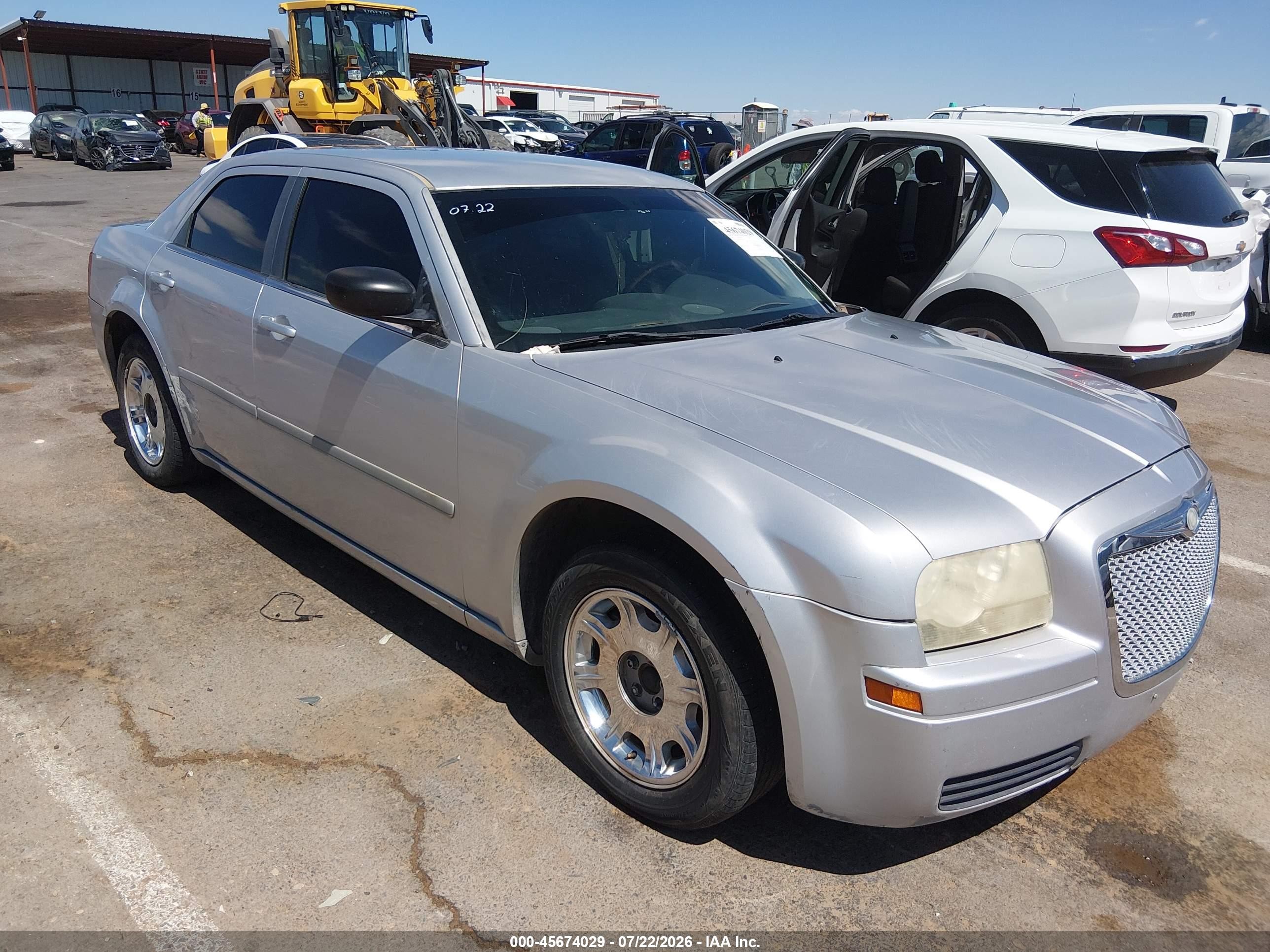 2006 Chrysler 300   Silver vin: 2C3KA43RX6H317820