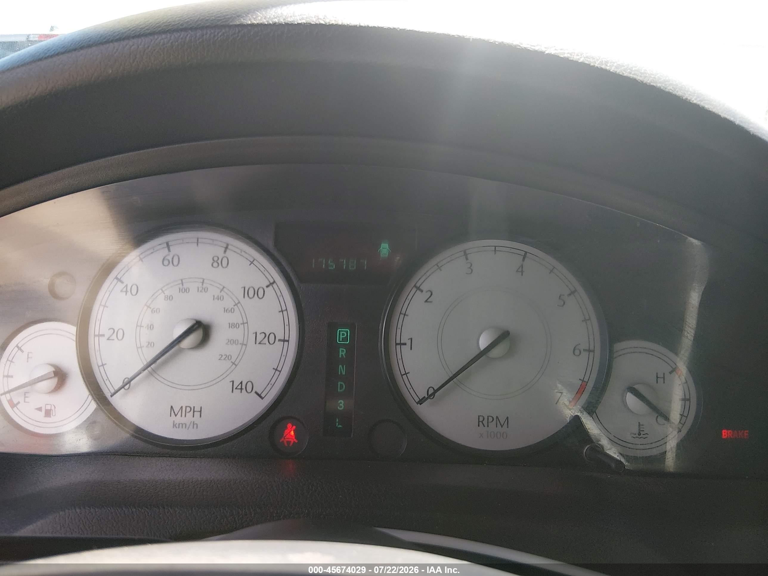 2006 Chrysler 300   Silver vin: 2C3KA43RX6H317820