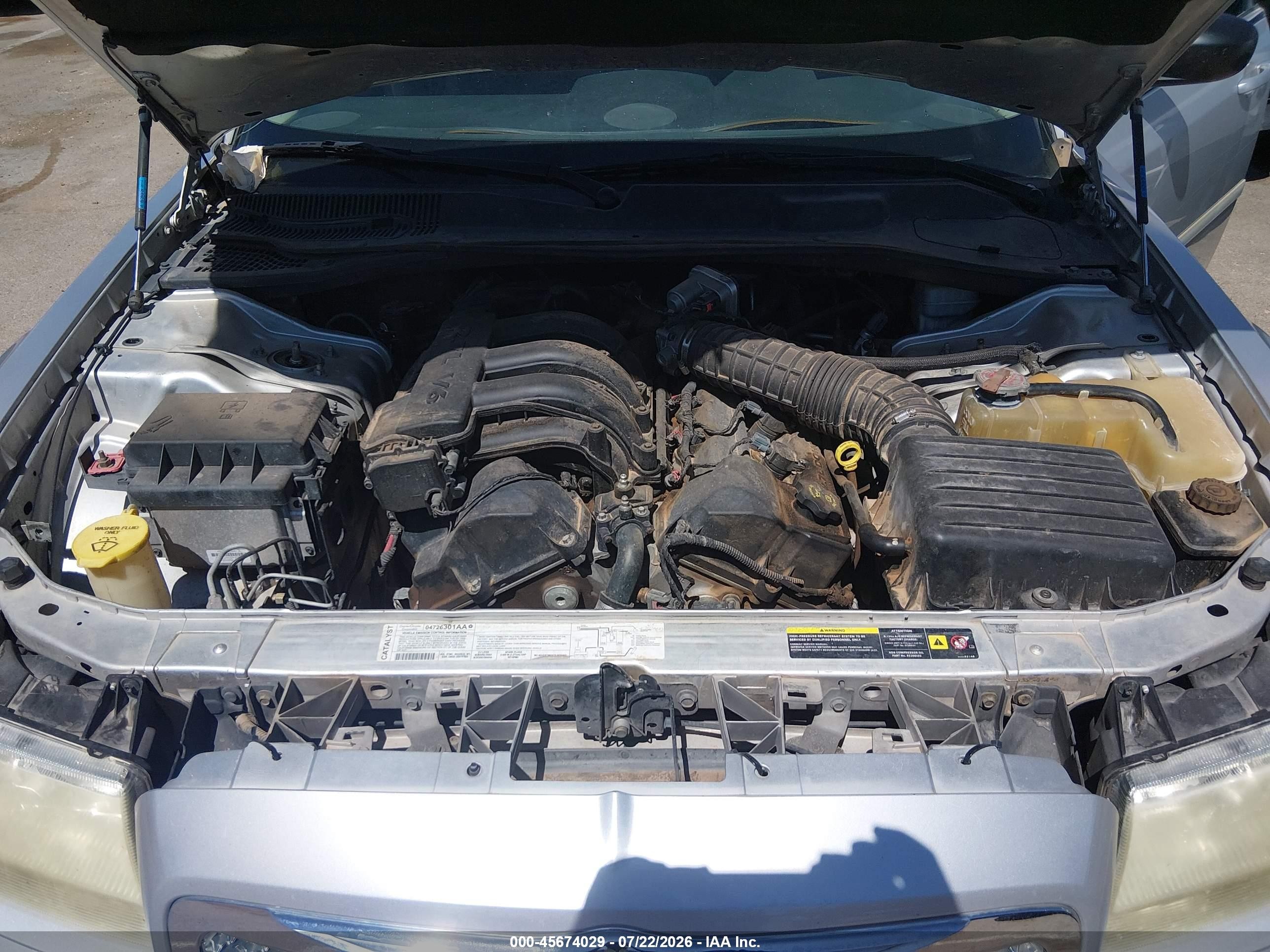 2006 Chrysler 300   Silver vin: 2C3KA43RX6H317820