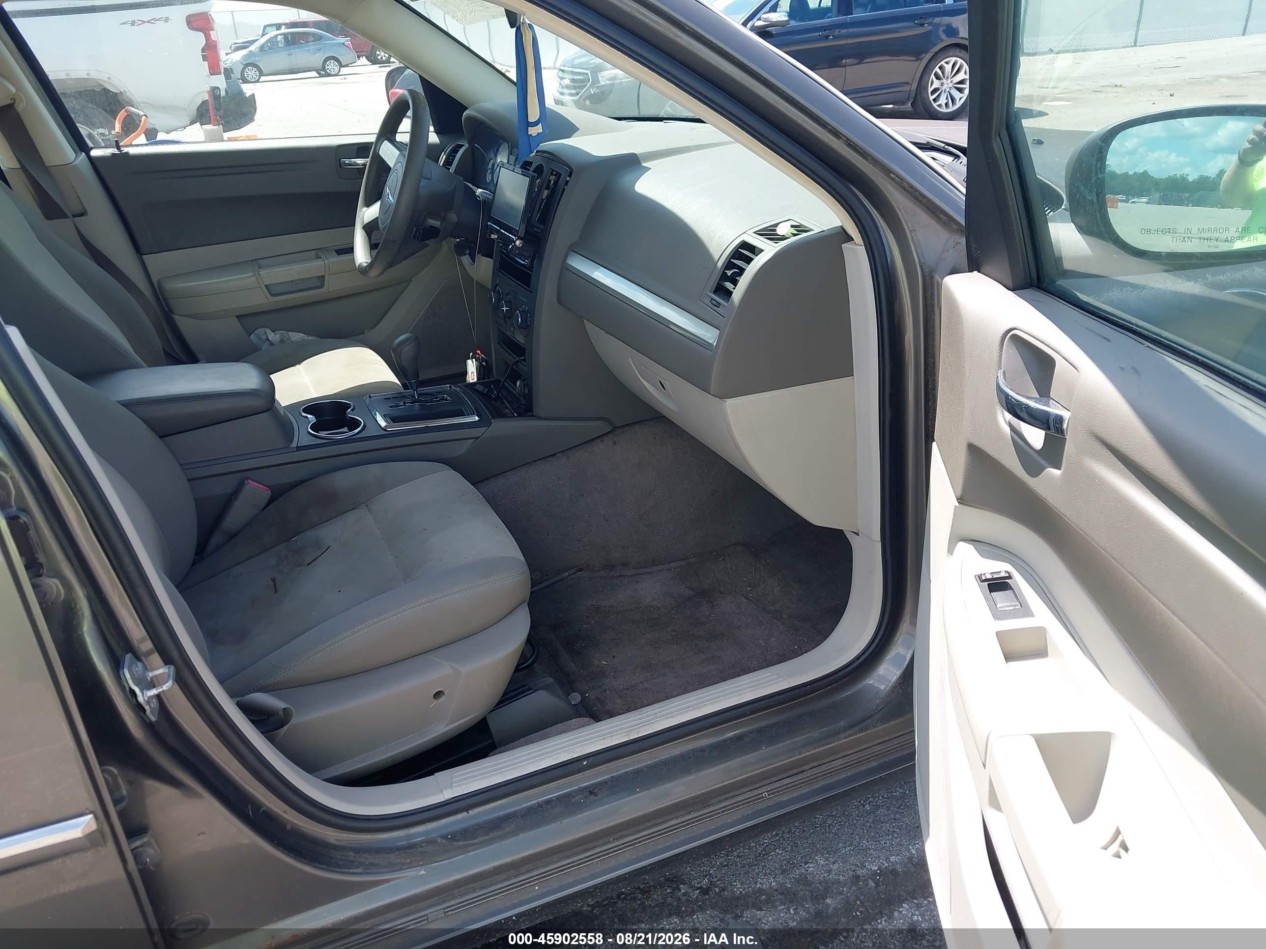 2008 Chrysler 300 Lx Gray vin: 2C3KA43RX8H253359