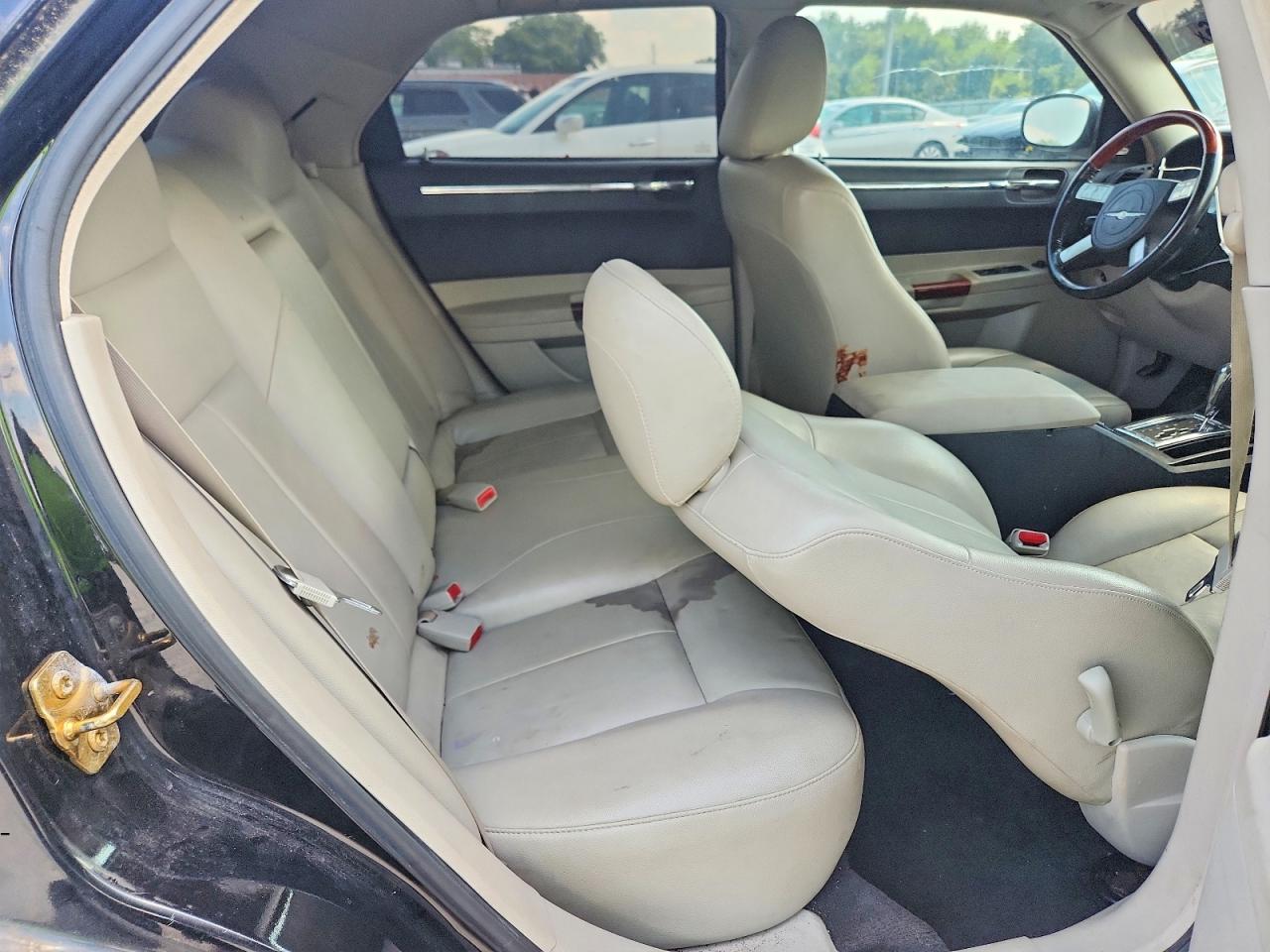 2006 Chrysler 300 Touring Black vin: 2C3KA53G06H170671