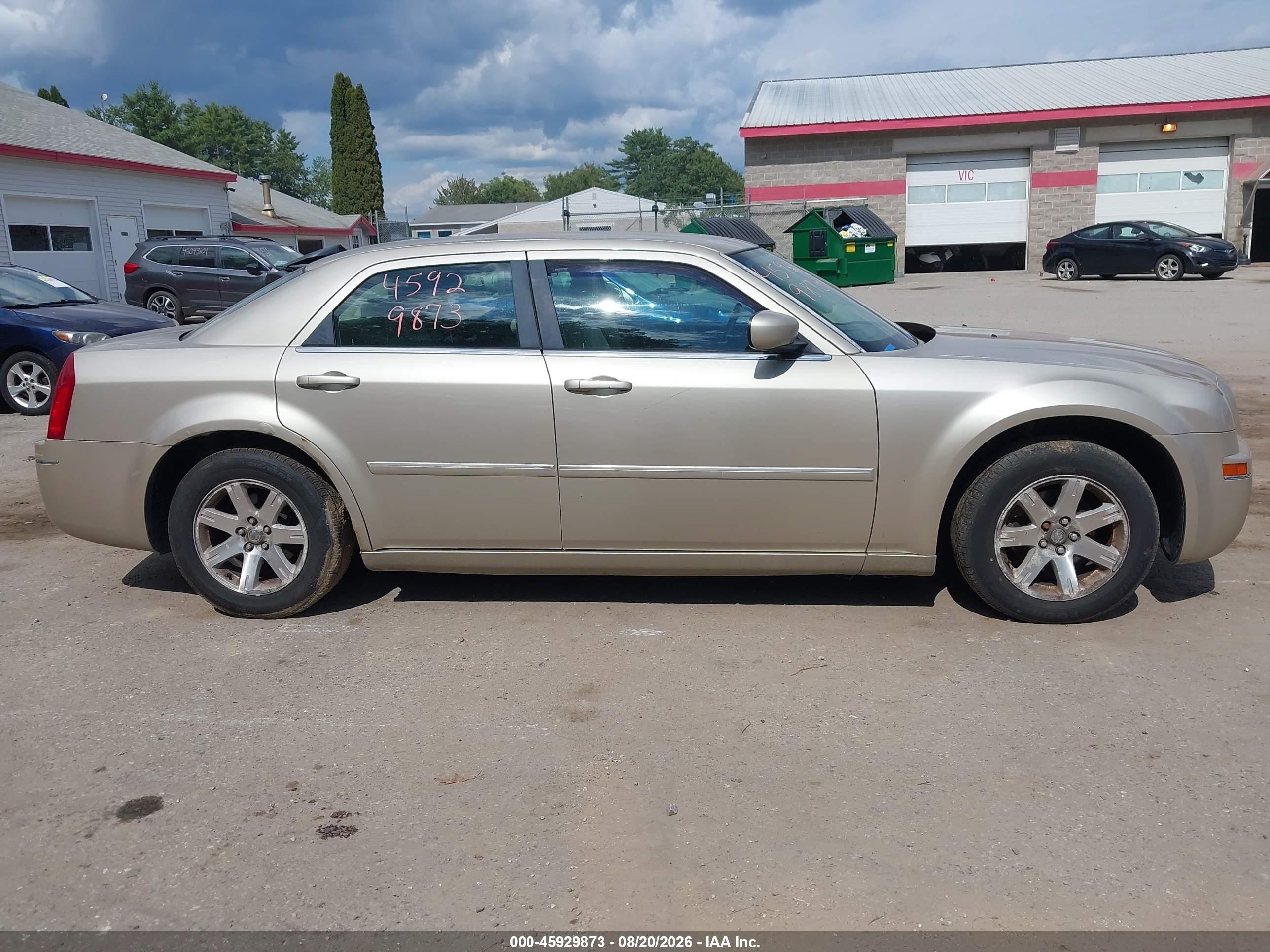 2006 Chrysler 300 Touring Gold vin: 2C3KA53G06H524950