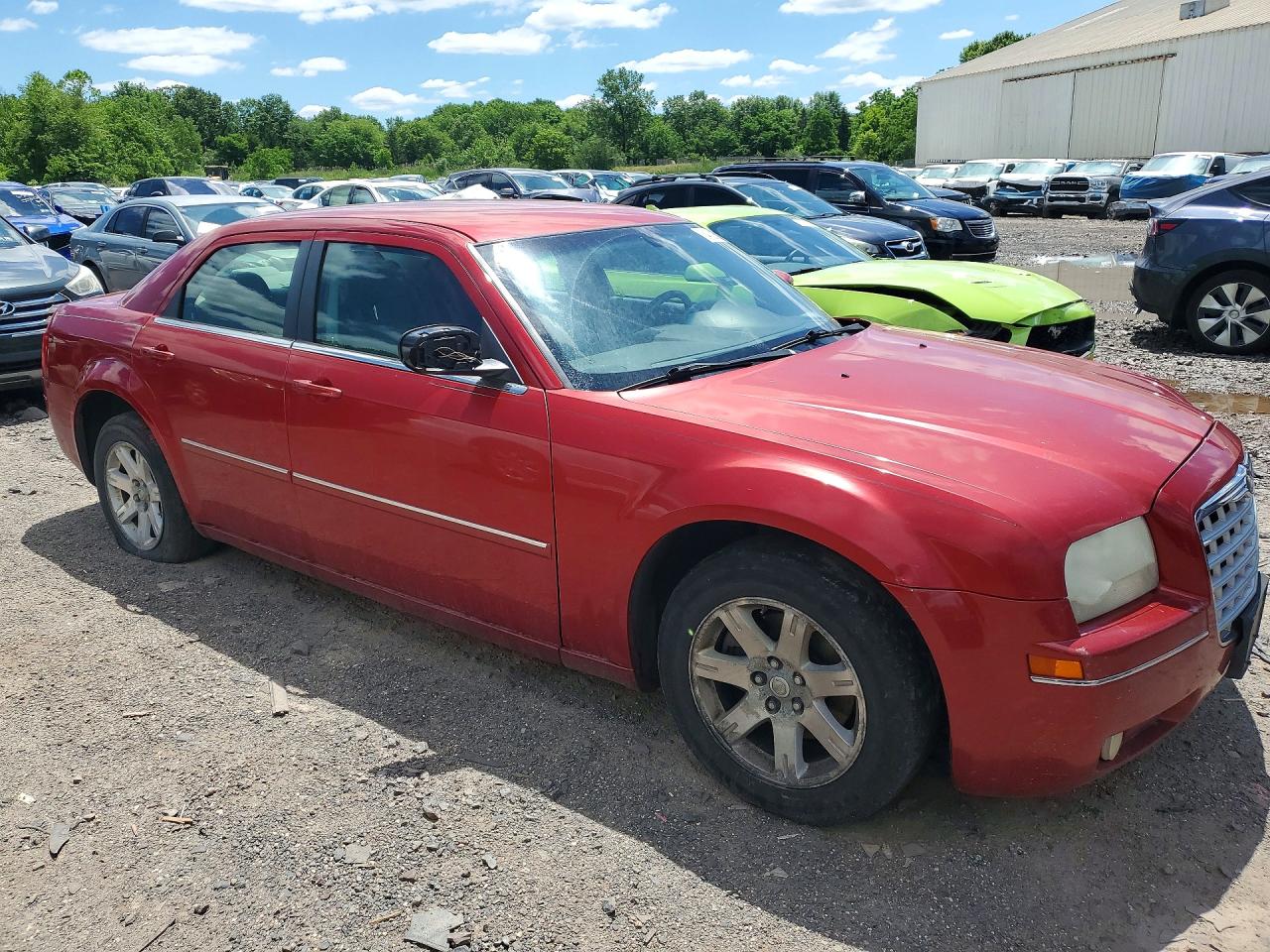 2007 Chrysler 300 Touring Red vin: 2C3KA53G07H747054
