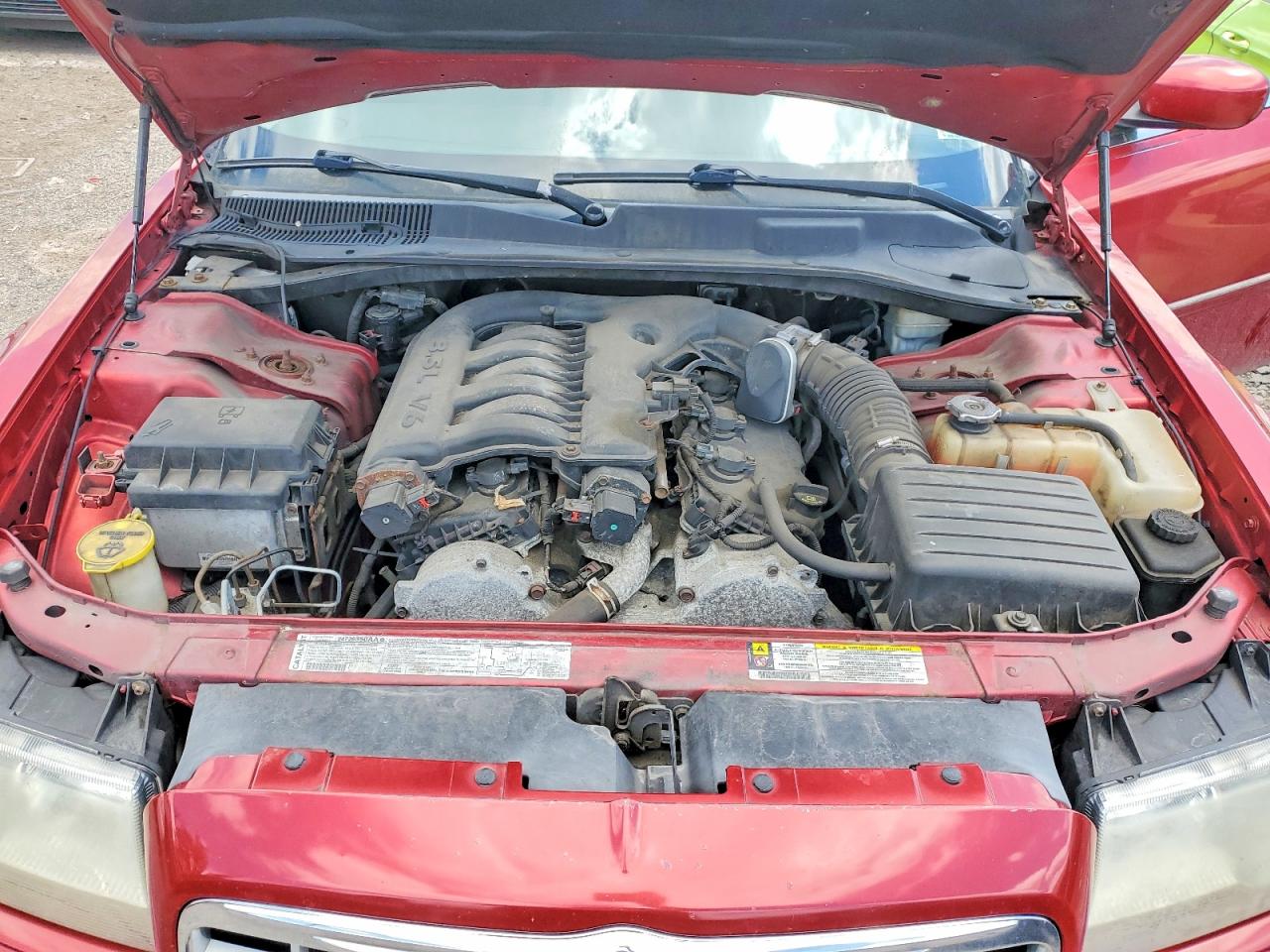 2007 Chrysler 300 Touring Red vin: 2C3KA53G07H747054