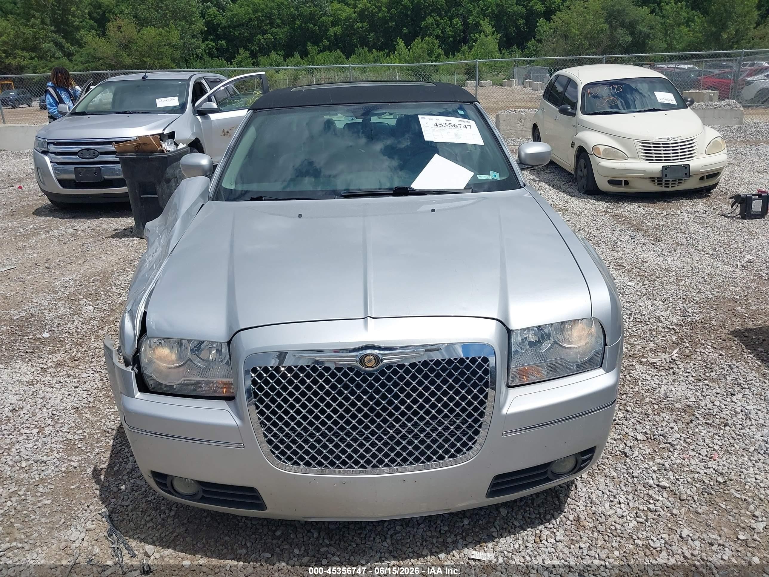 2006 Chrysler 300 Touring Серебряный vin: 2C3KA53G26H110858