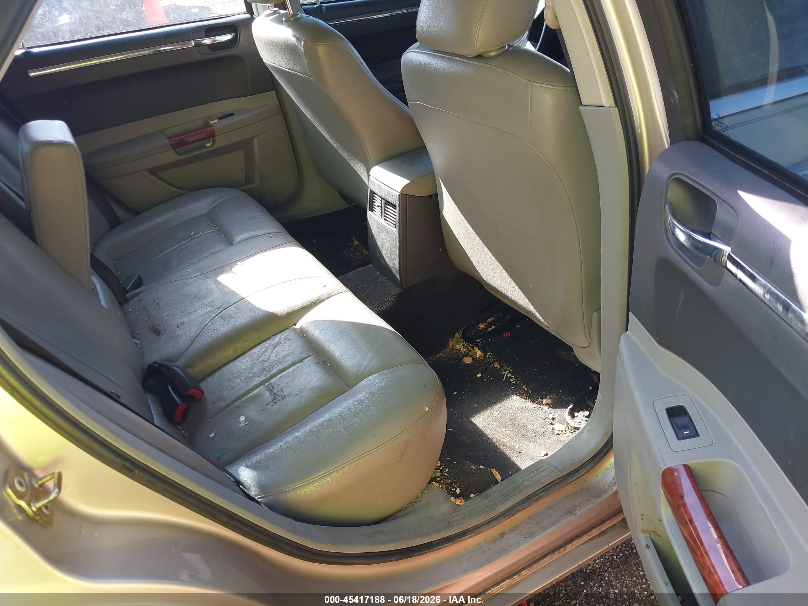 2006 Chrysler 300 Touring Gold vin: 2C3KA53G26H272747