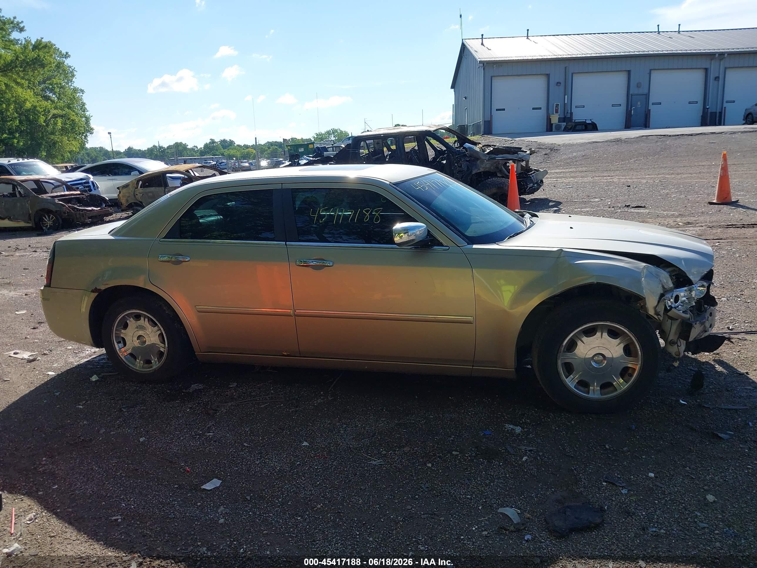 2006 Chrysler 300 Touring Gold vin: 2C3KA53G26H272747
