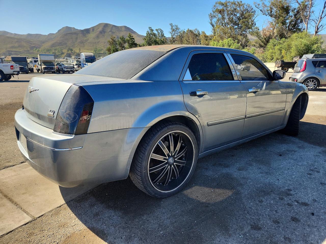 2006 Chrysler 300 Touring Gray vin: 2C3KA53G26H352758