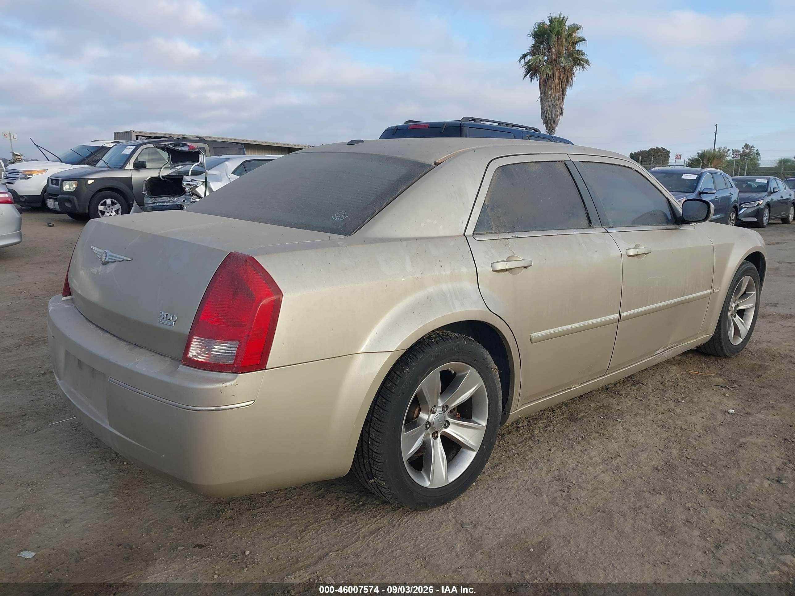2006 Chrysler 300 Touring Gold vin: 2C3KA53G26H353053