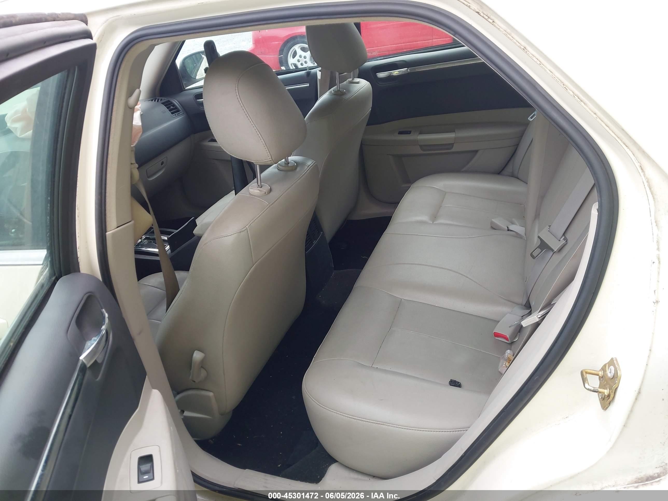 2006 Chrysler 300 Touring Cream vin: 2C3KA53G26H463813