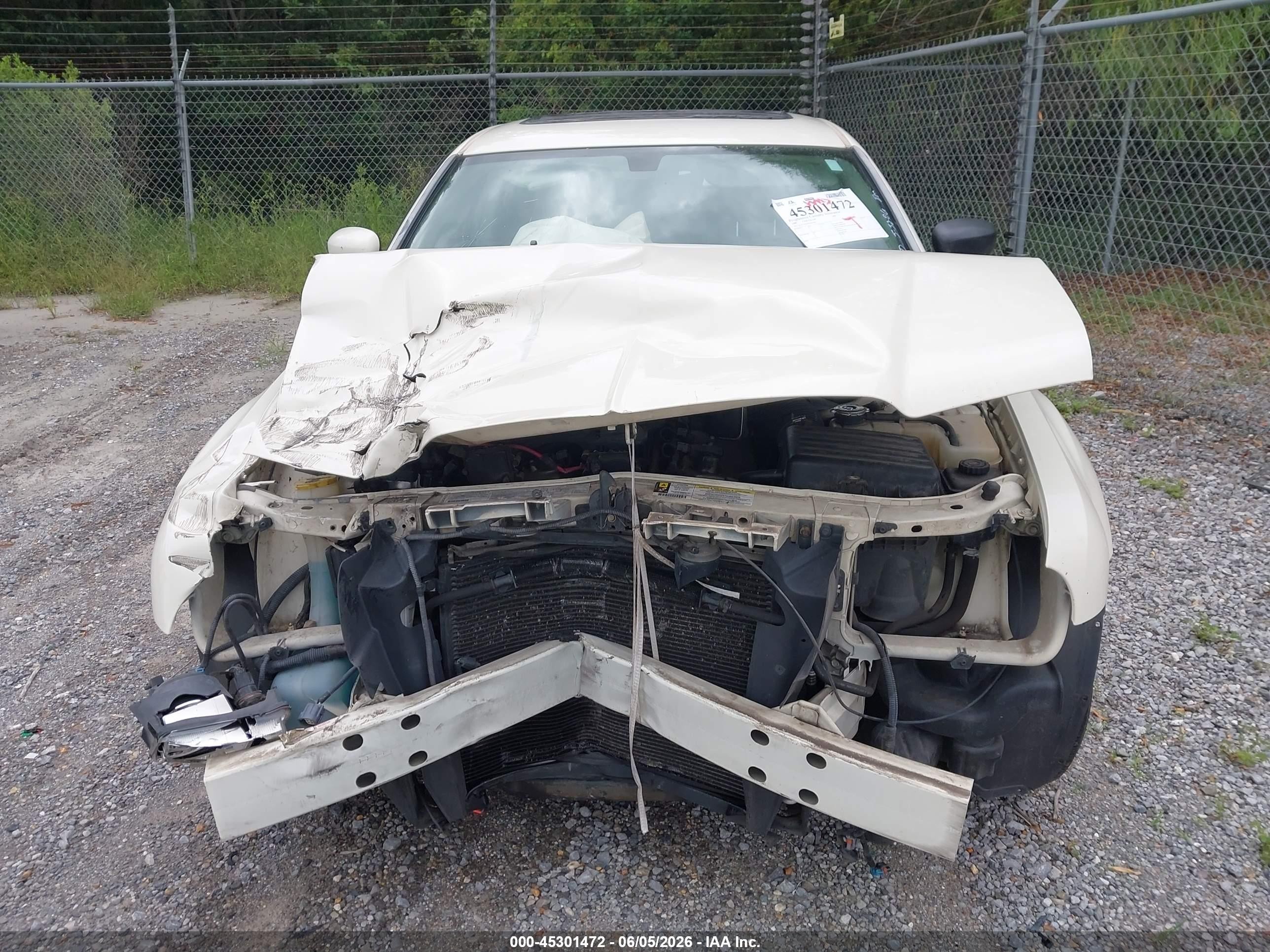2006 Chrysler 300 Touring Cream vin: 2C3KA53G26H463813