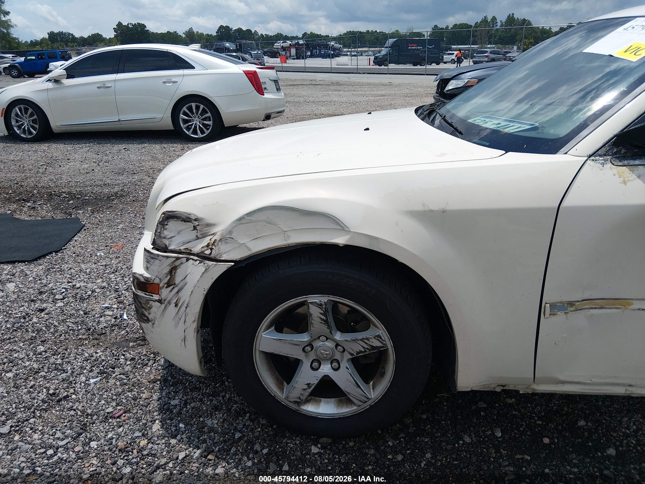 2007 Chrysler 300 Touring White vin: 2C3KA53G27H609337
